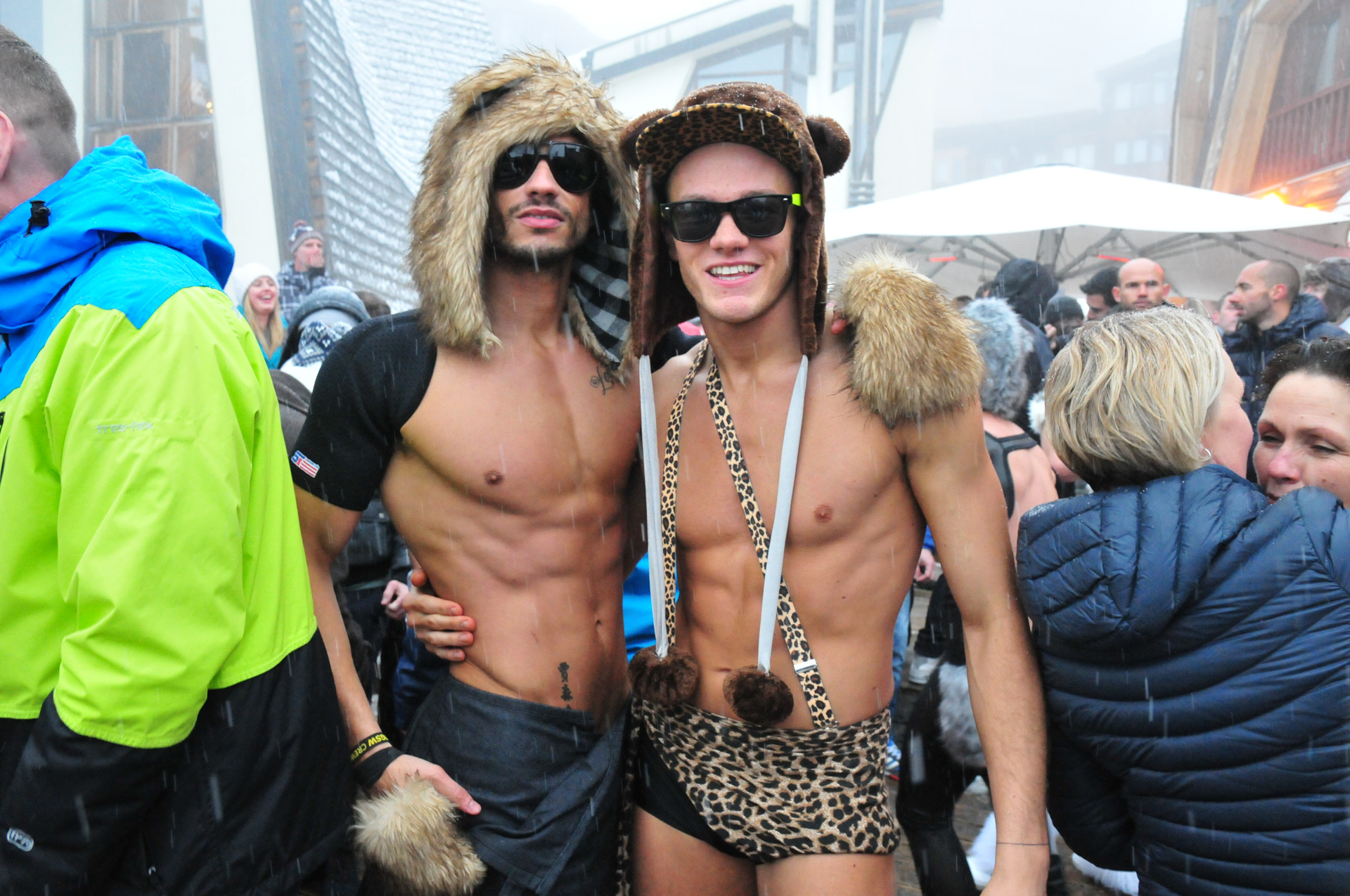 ski gay dating)