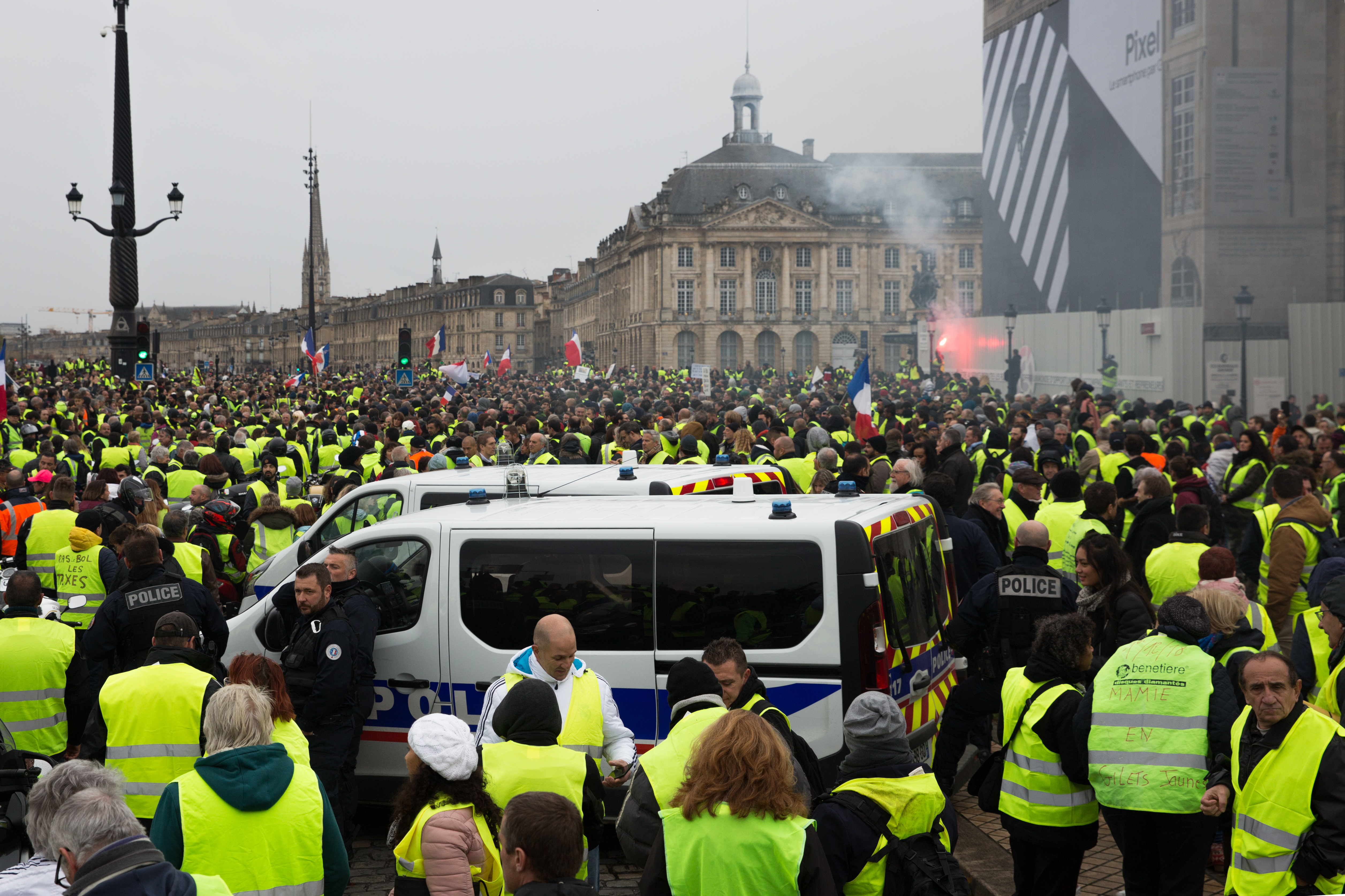 Bordeaux Vire Au Jaune Vice