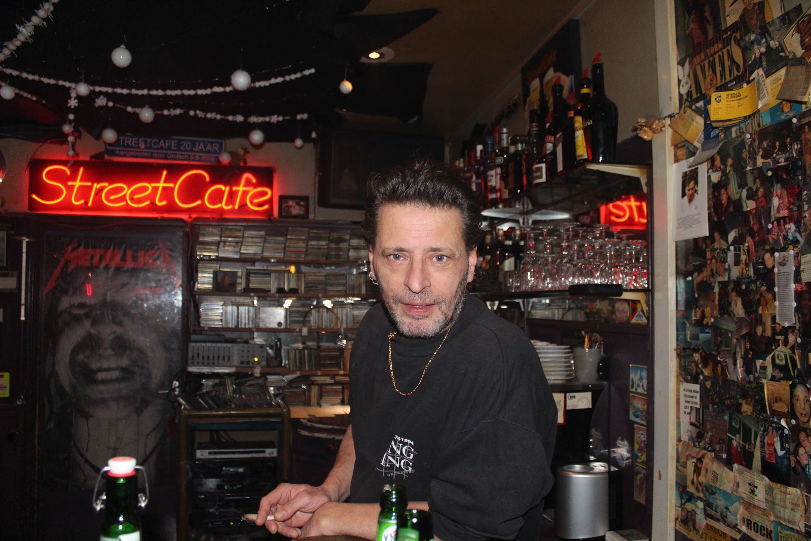 1548345401017-Robbar2