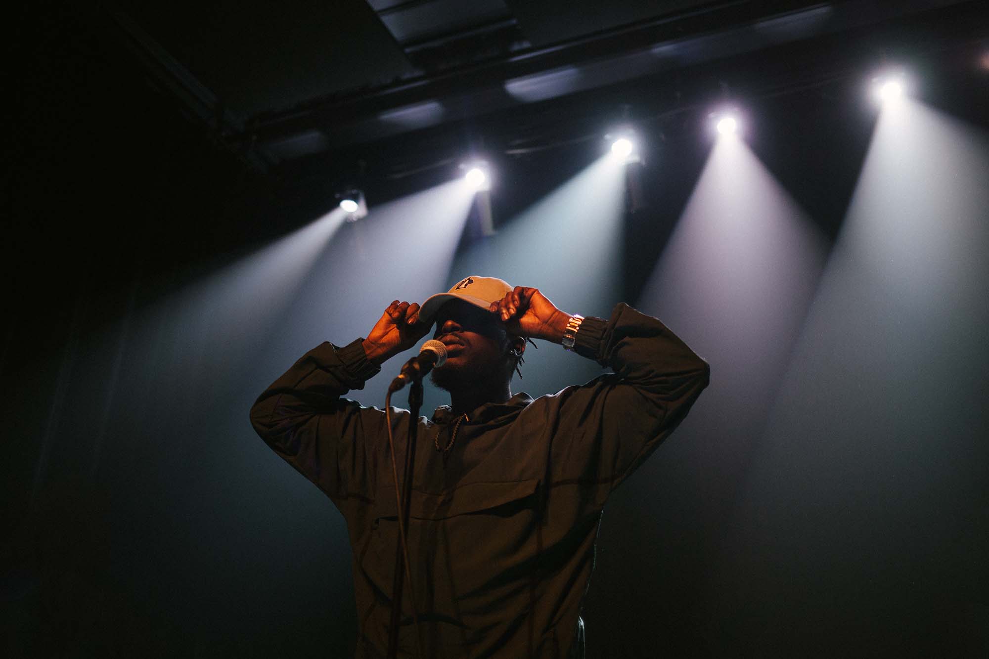 Darrell-Cole-behind-the-scenes-rapper-steez-live-optreden-kelly-fober