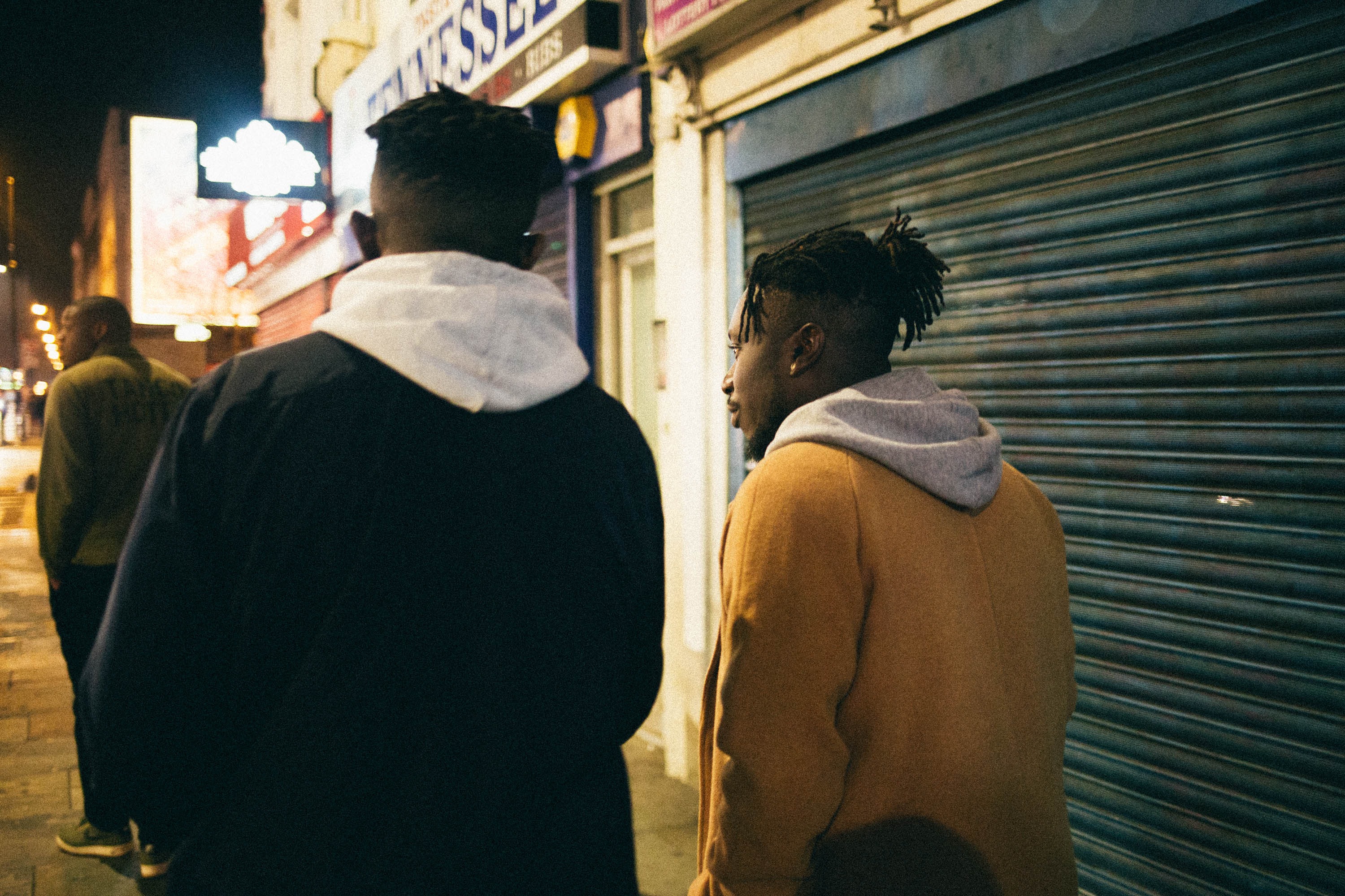 darrell-cole-k1d-woodie-smalls-behind-the-scenes-instagram