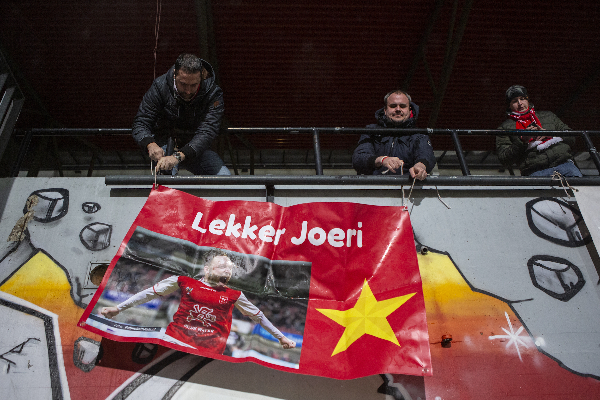 1548700060910-lekker-Joerie