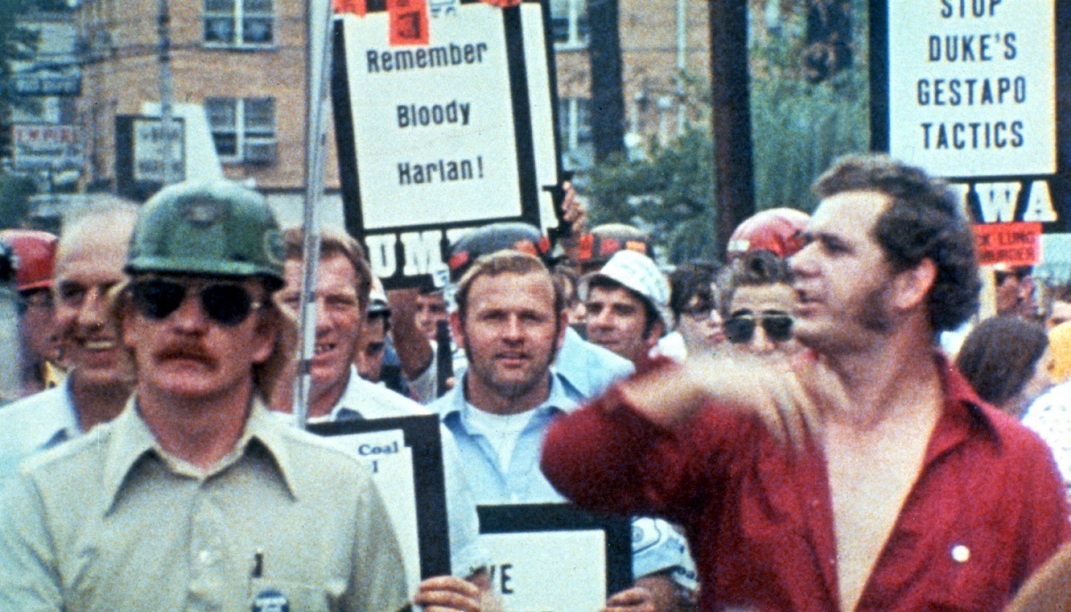 1548707410738-07-Harlan-County-Tragedia-Americana