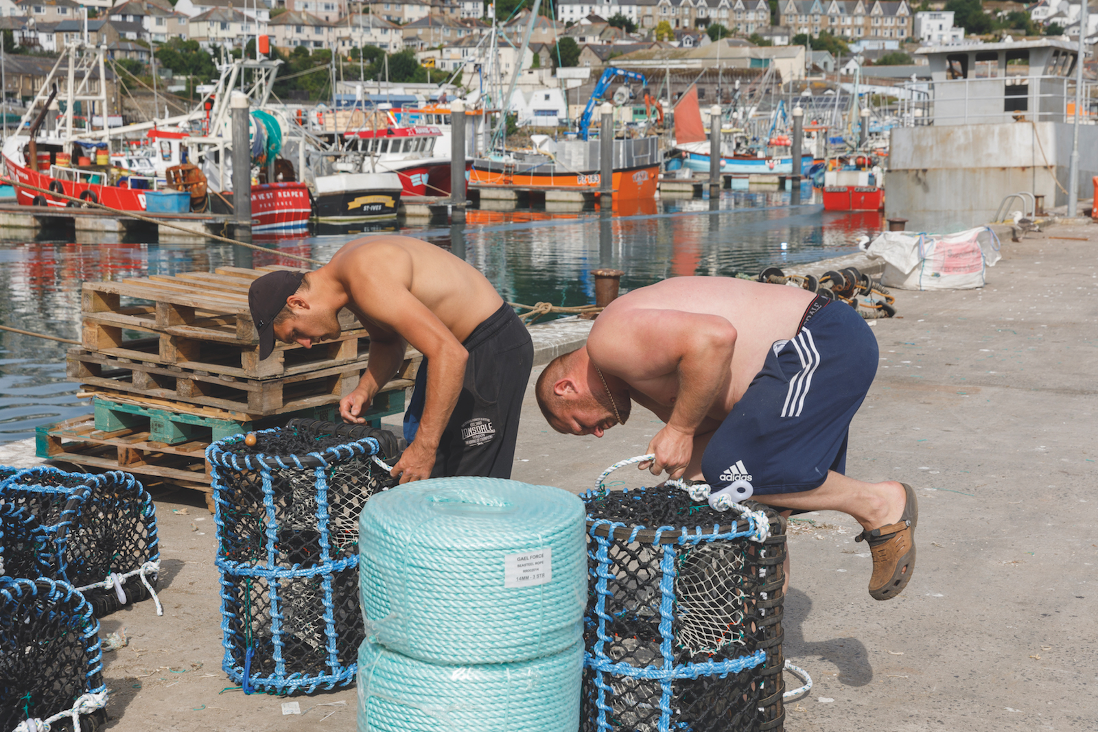 1548712947835-154-5-lobster-pots