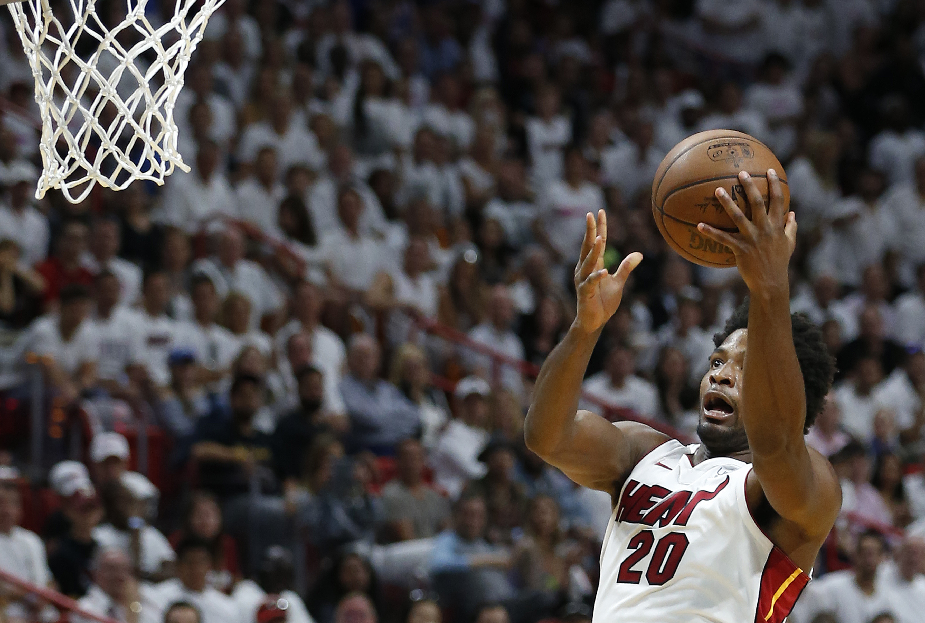 Justise Winslow goes up for a layup