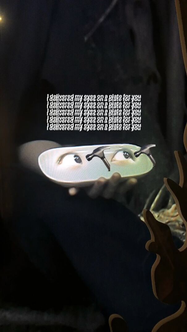 1549282285471-p5