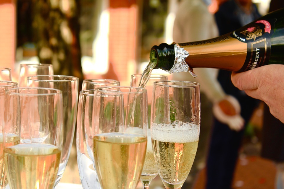 Champagne-2407247_960_720