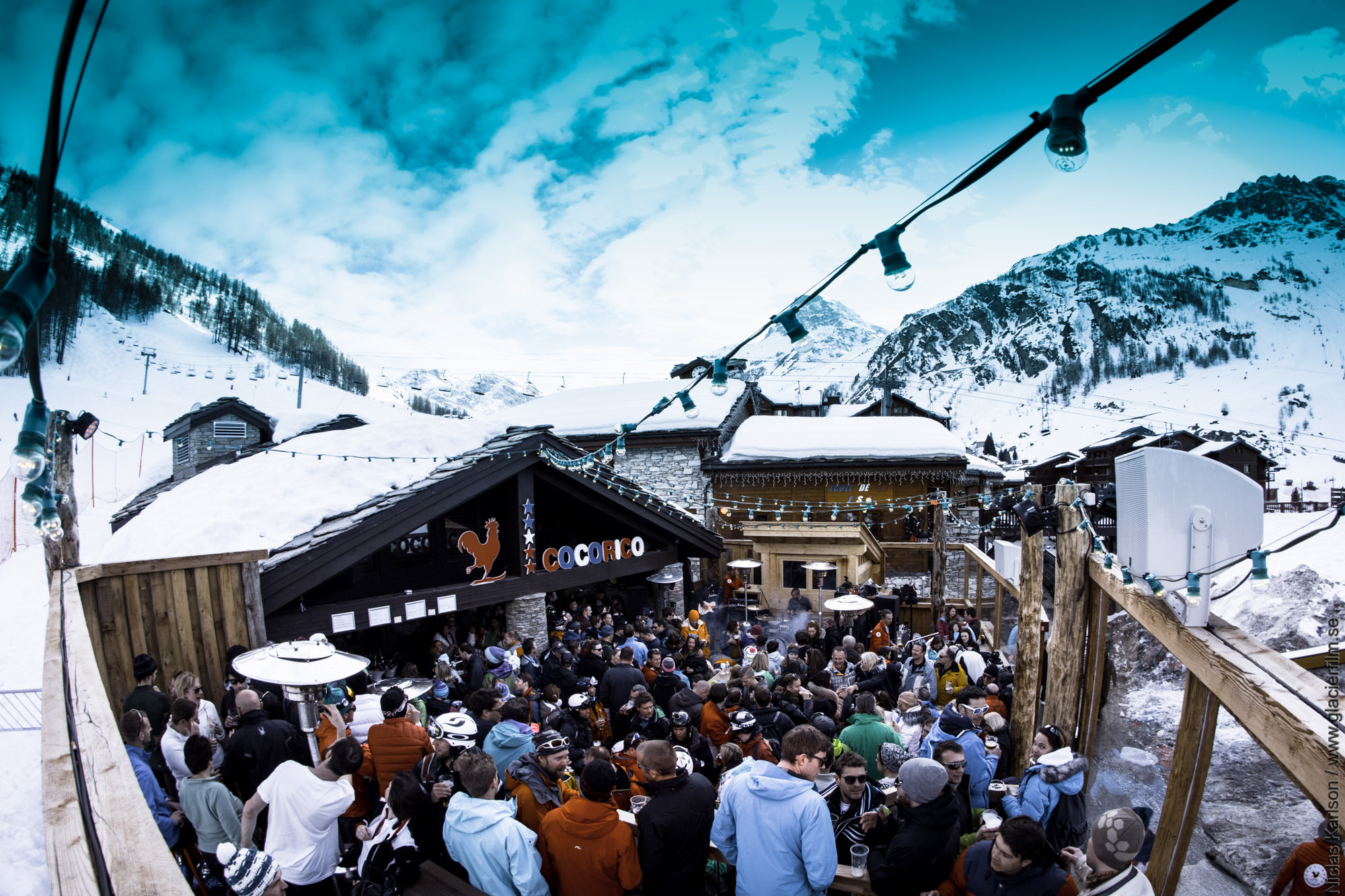 1549537837719-Val-dIsere-Snow-making