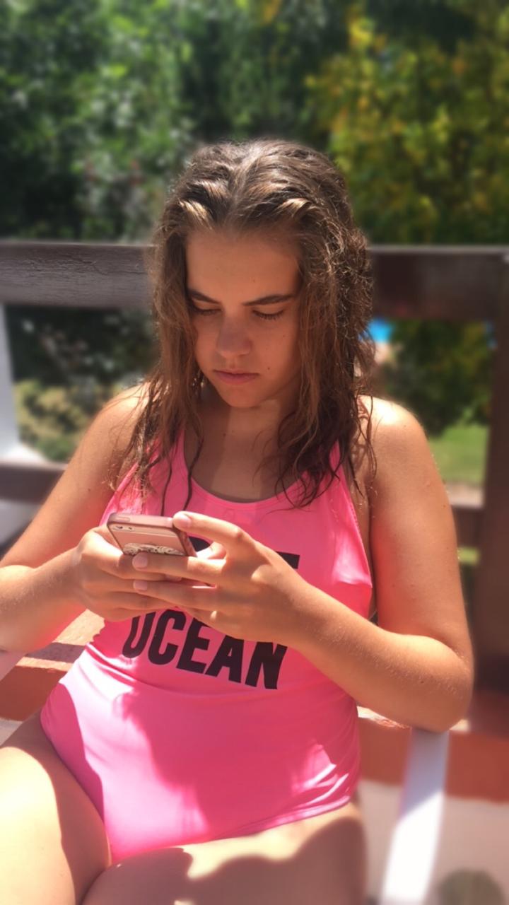 1549558655645-cande