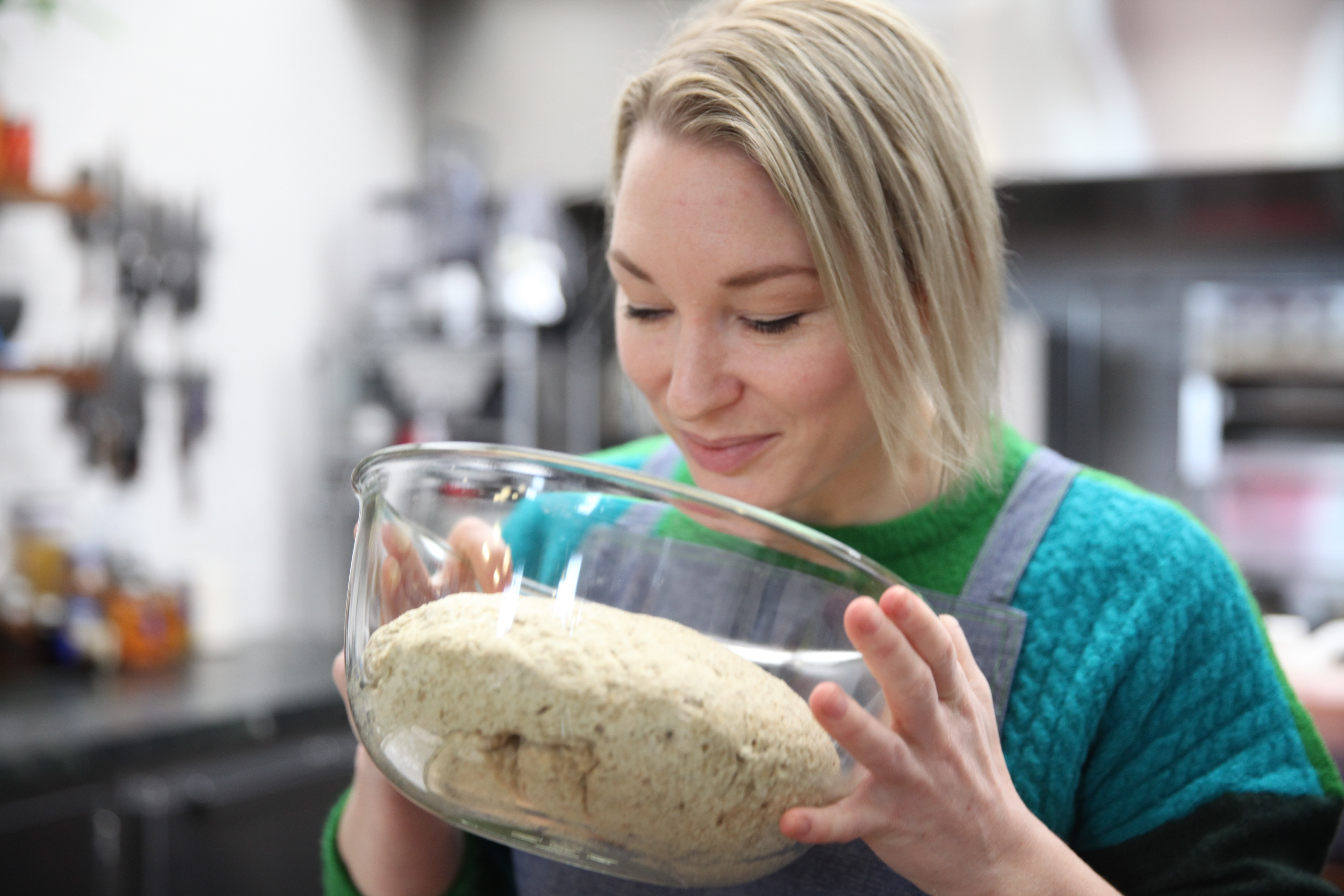emma bengtsson with bread dough