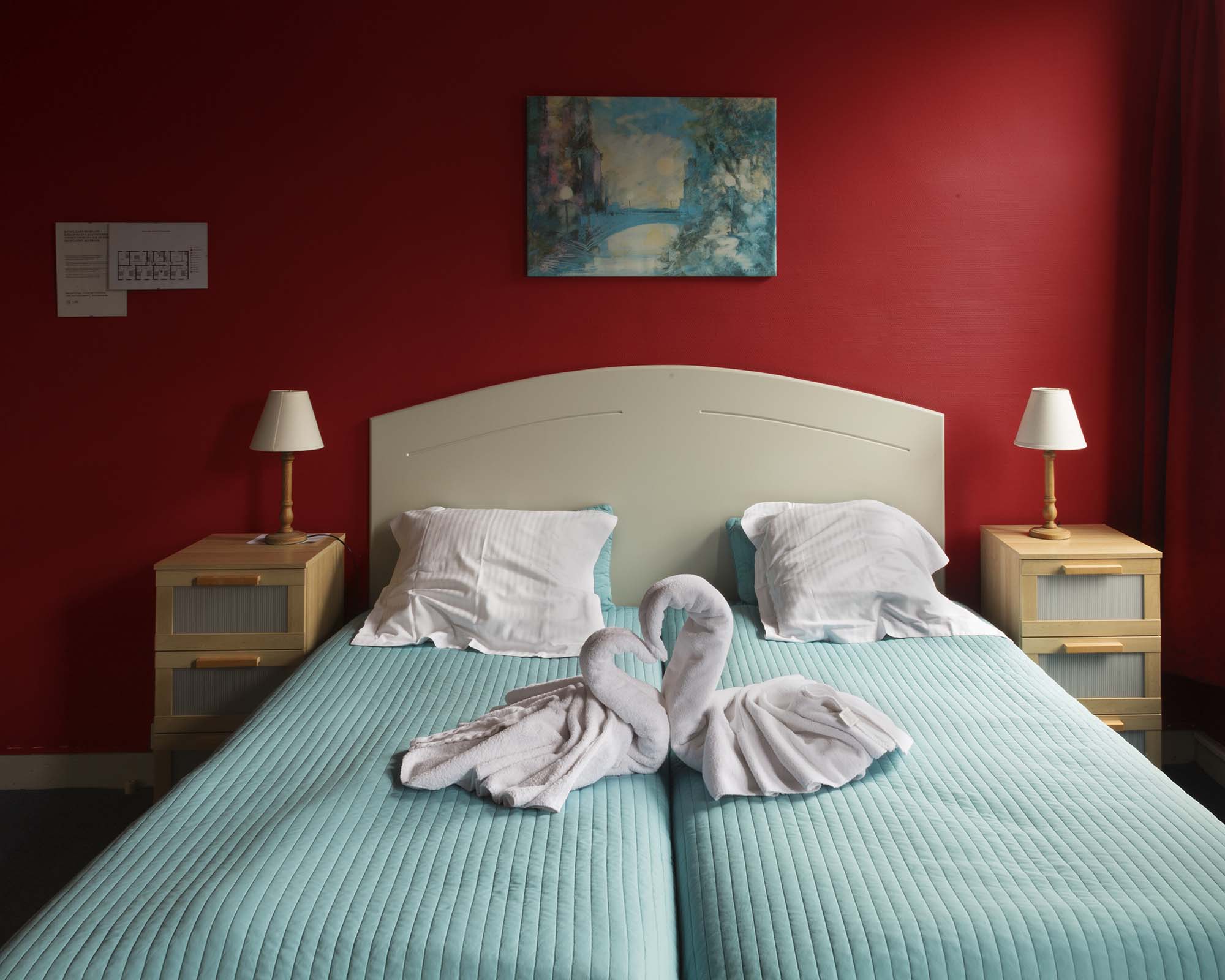 romantisch-bed-Jonas-Van-der-Haegen-where-did-we-meet-last-time