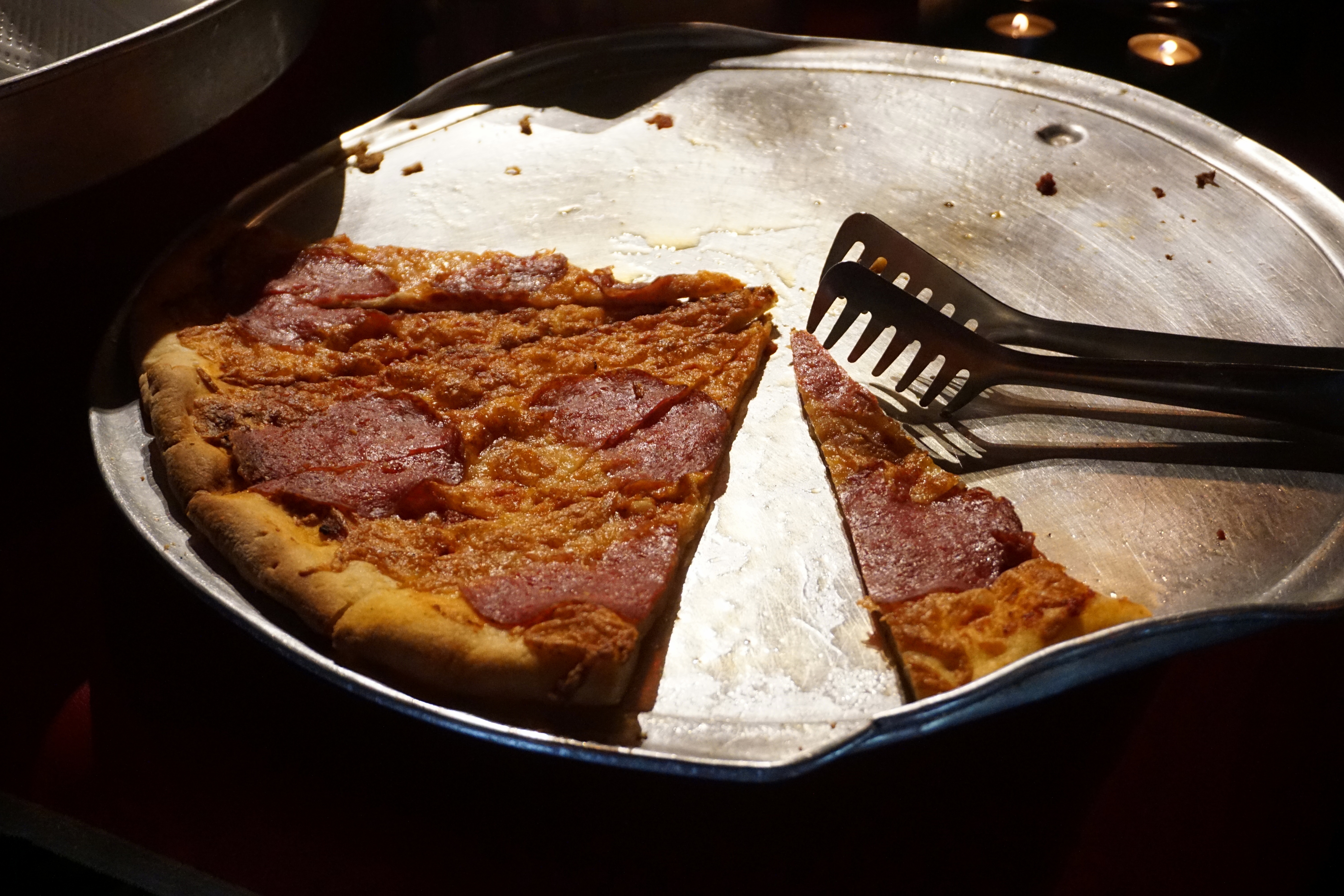 Pizza-al-salame