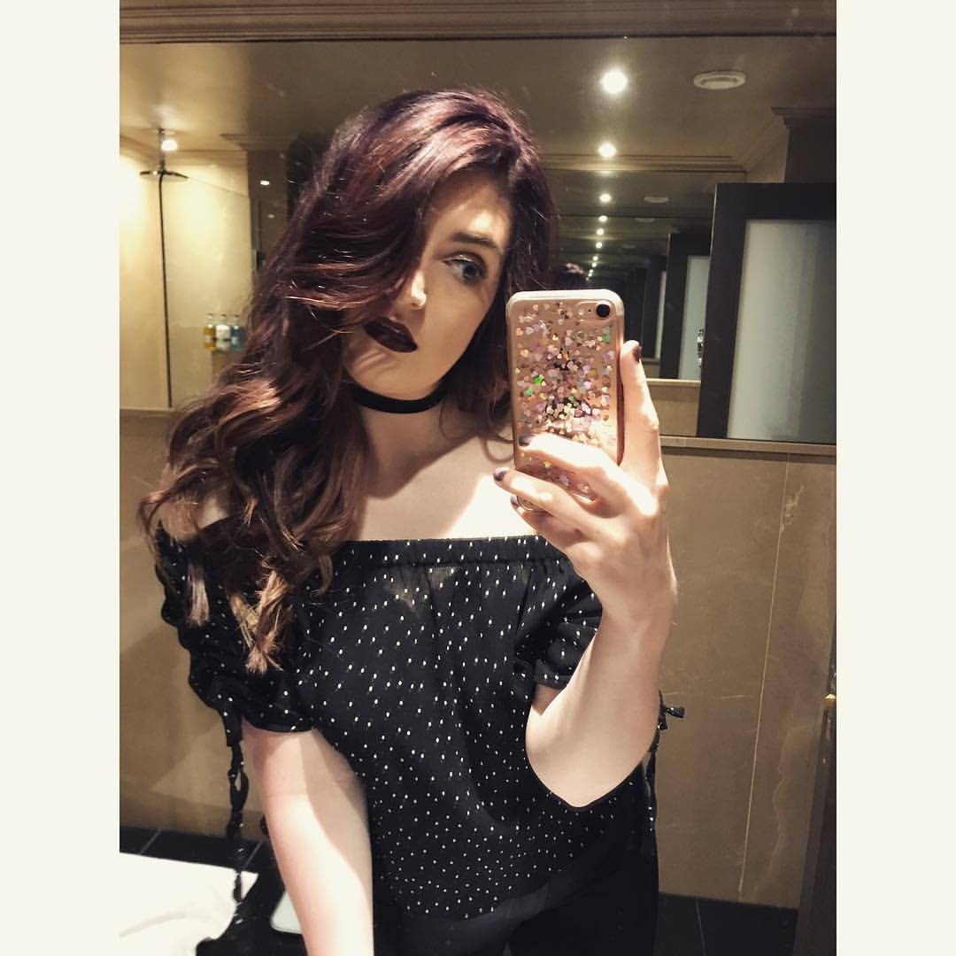 1550069608301-rhiannon