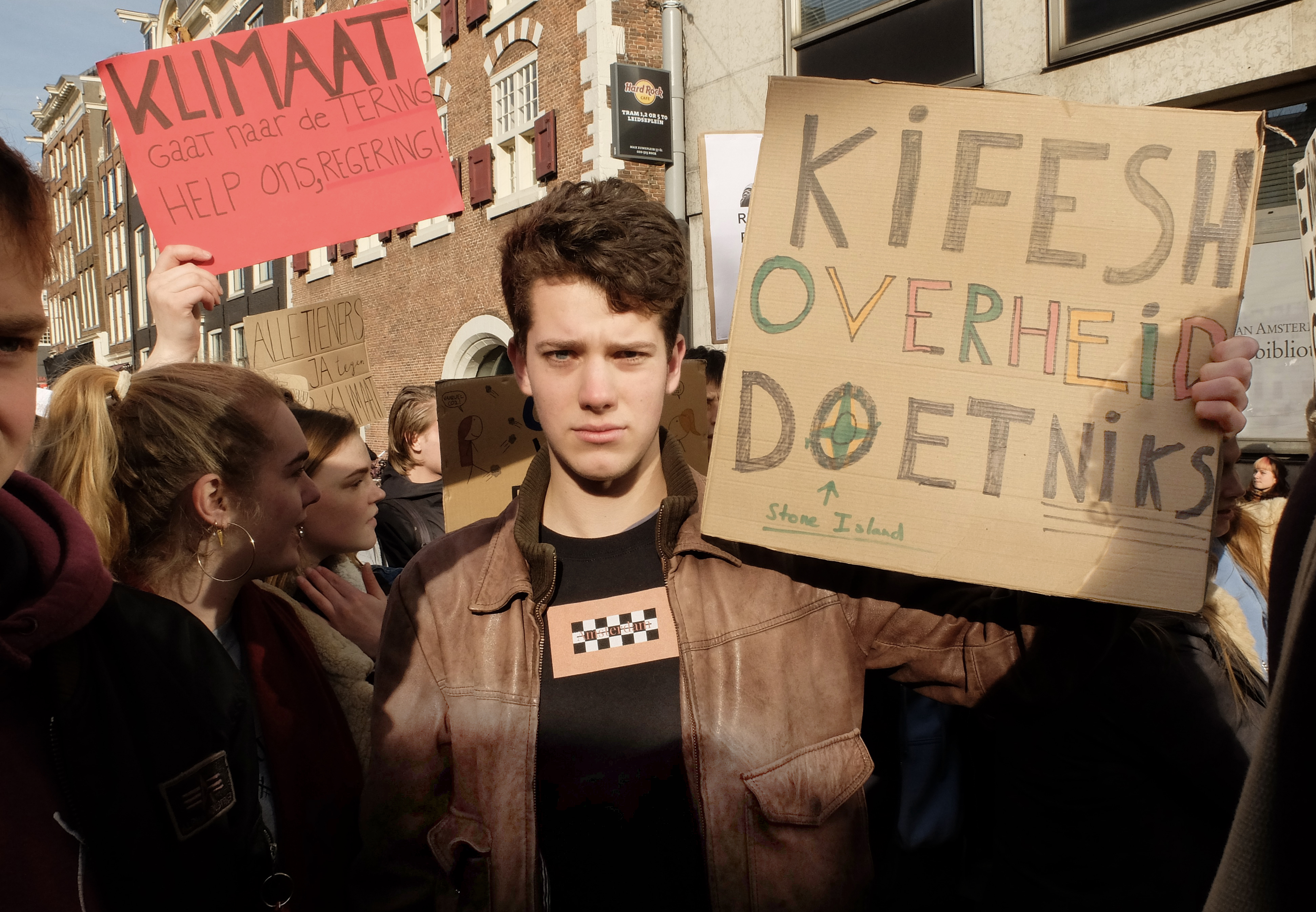 demonstrant tijdens de klimaatmars in Amsterdam