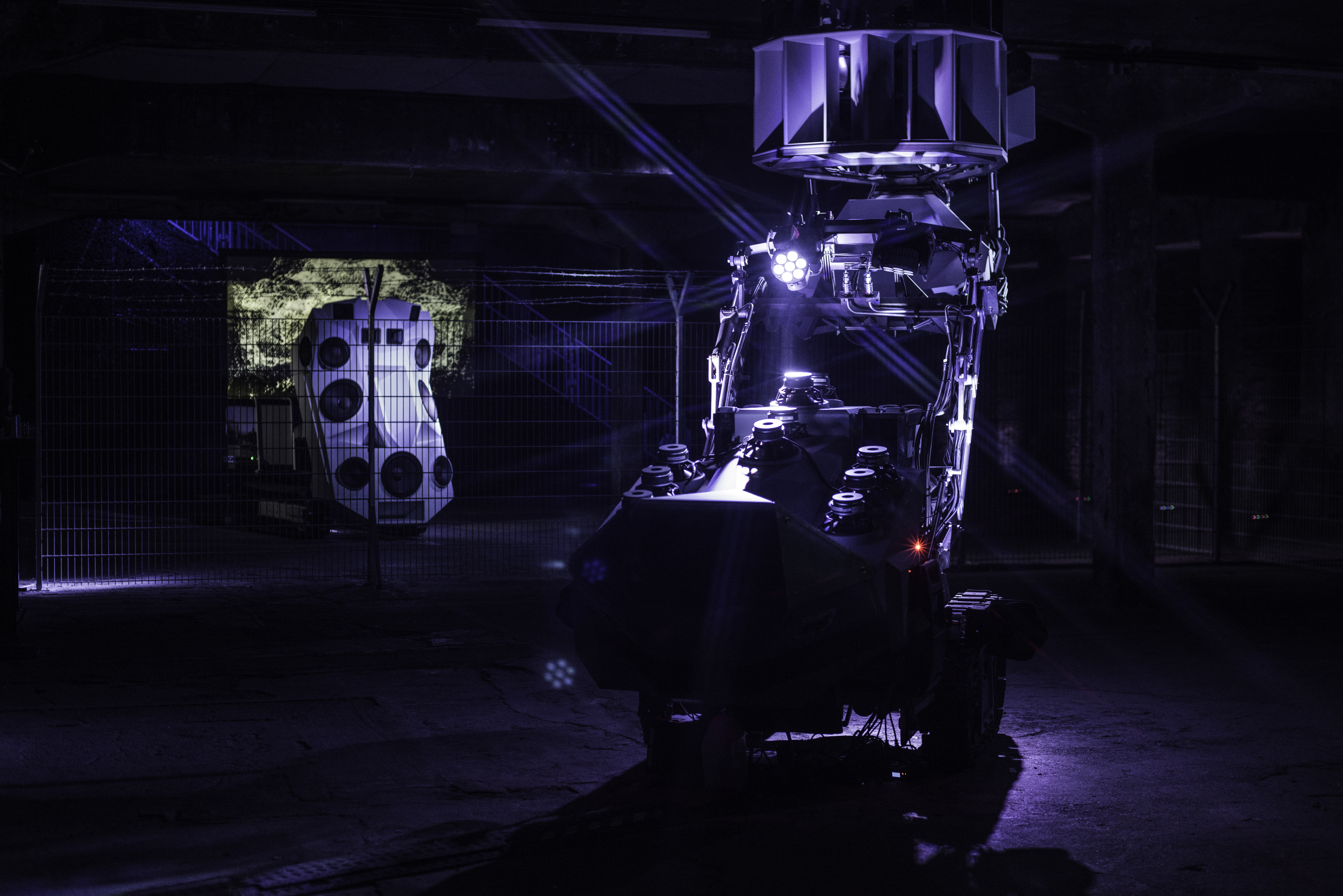 1550230058414-Mantis-Berghain