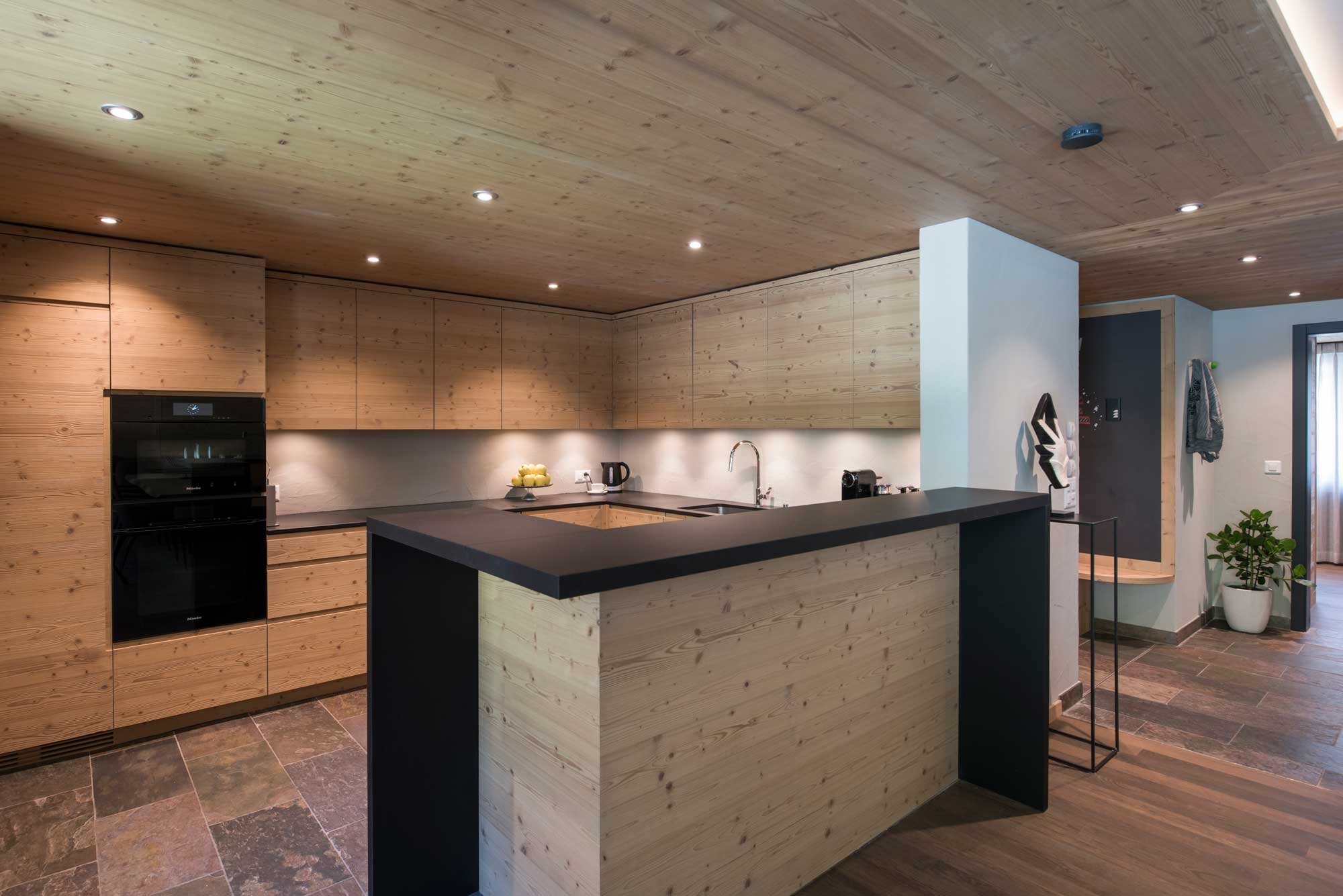 1550586134586-Lagom-Chalets-Review-skiing-in-zermatt
