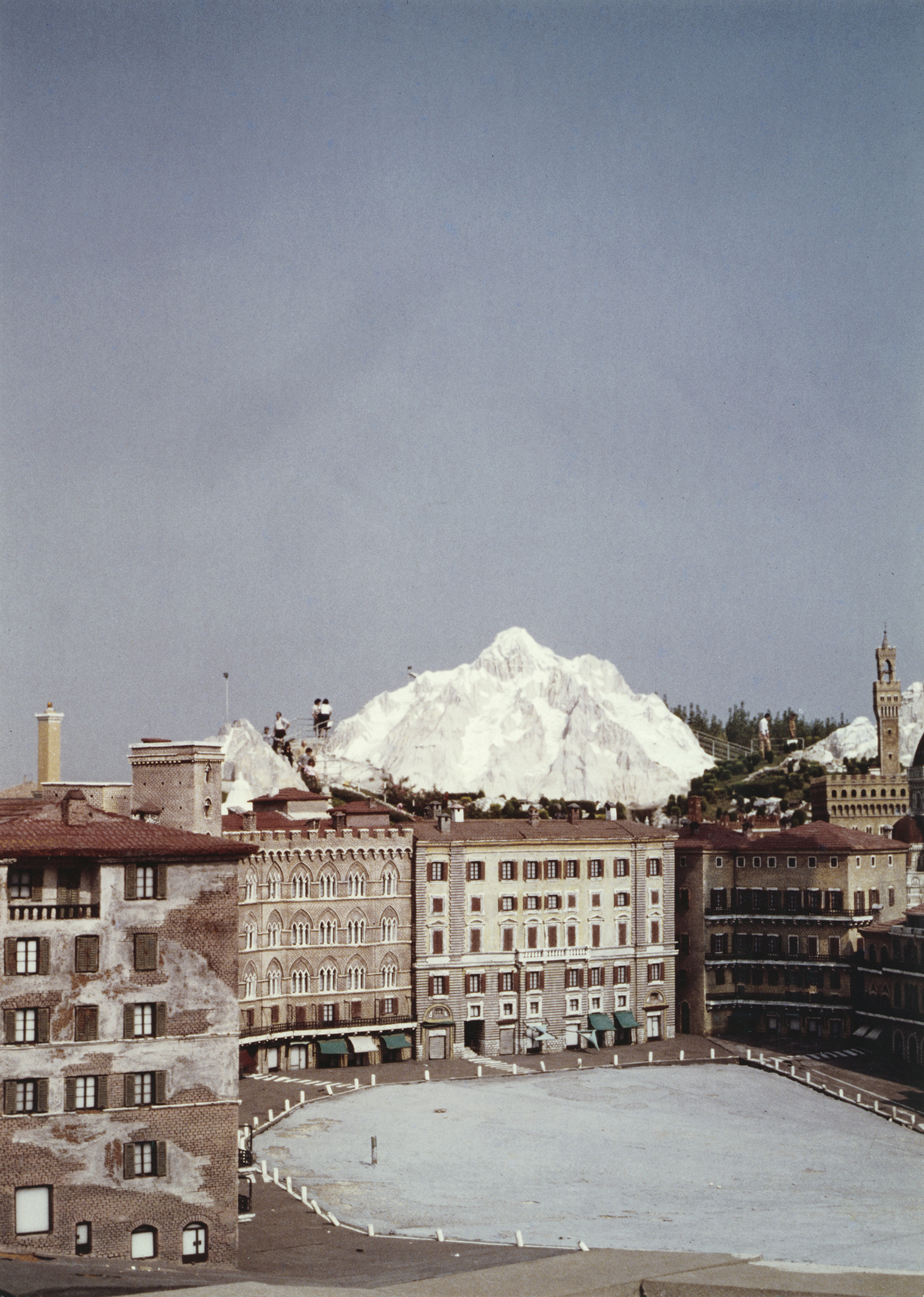 1550740783307-LuigiGhirri_Rimini1977