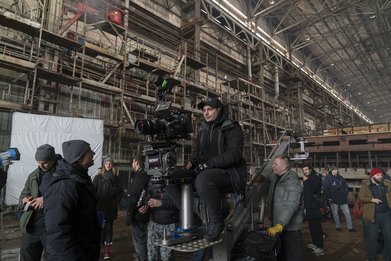 romeo-elvis-malade-straussphere-behind-the-scenes-cameramensen