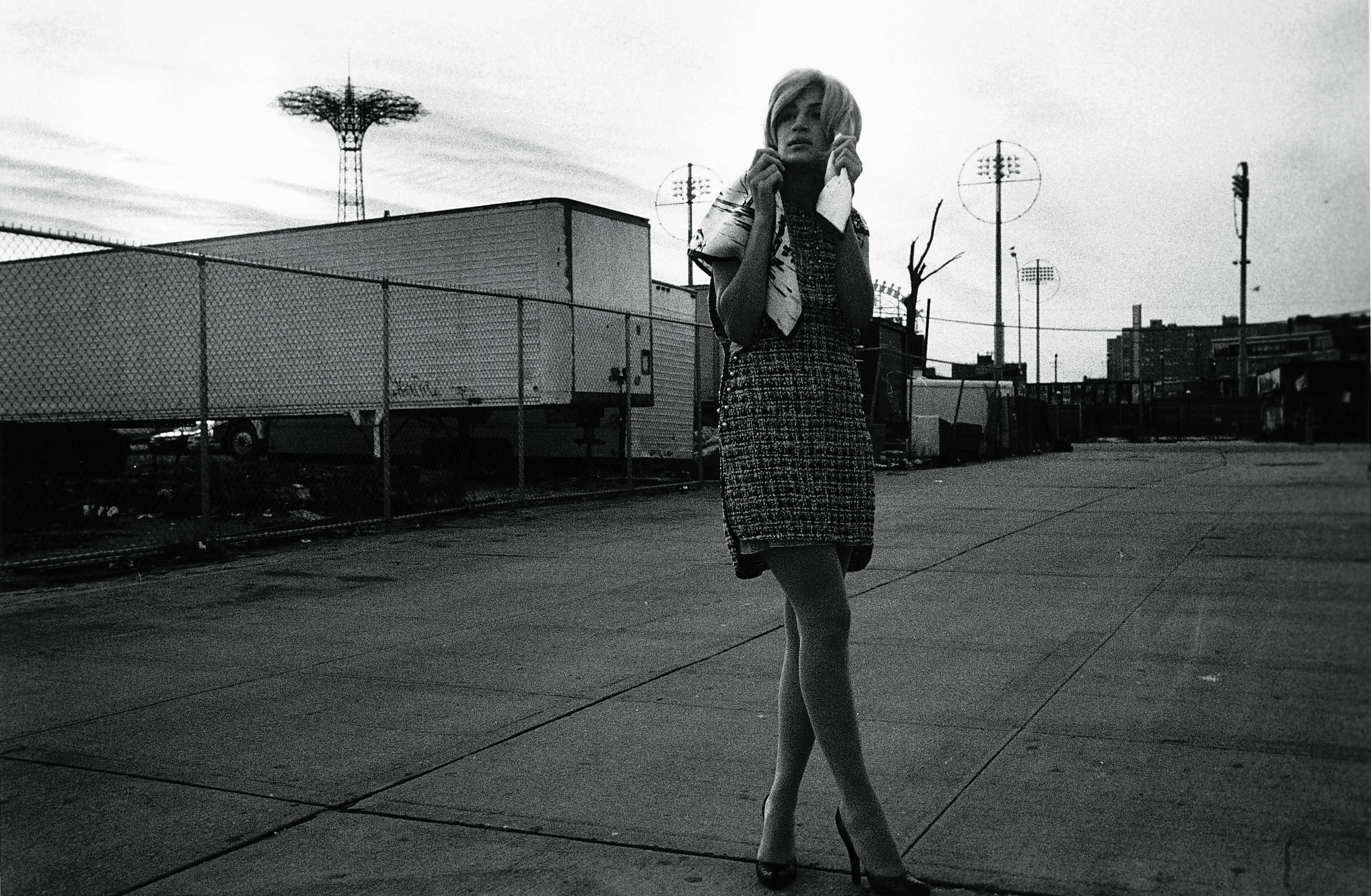 1551707145065-242-The-location-Issue_ph_Yelena_Yemchuk_st_Soraya_Dayani-1