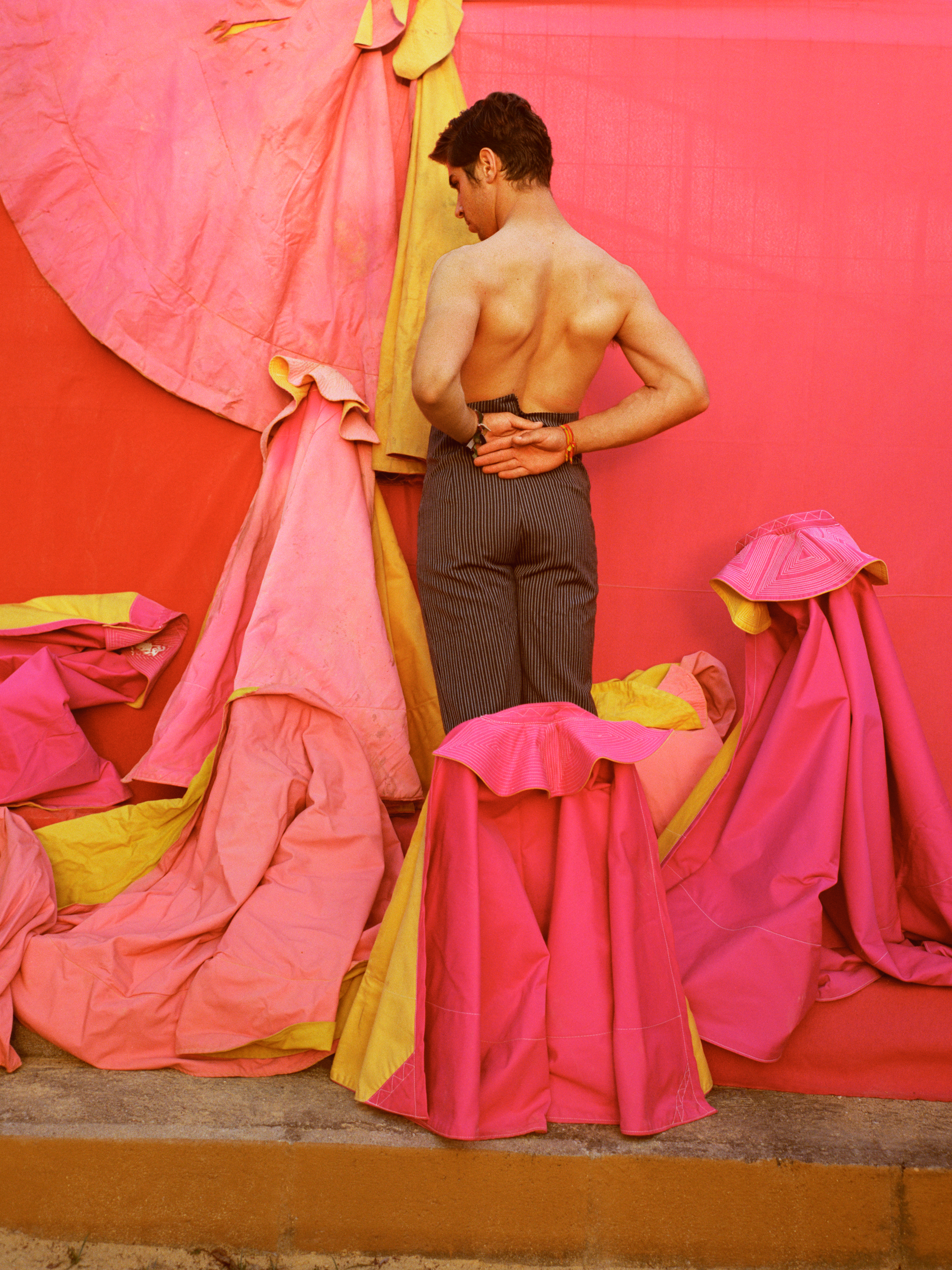 A student from The Bullfighting School of Camas.