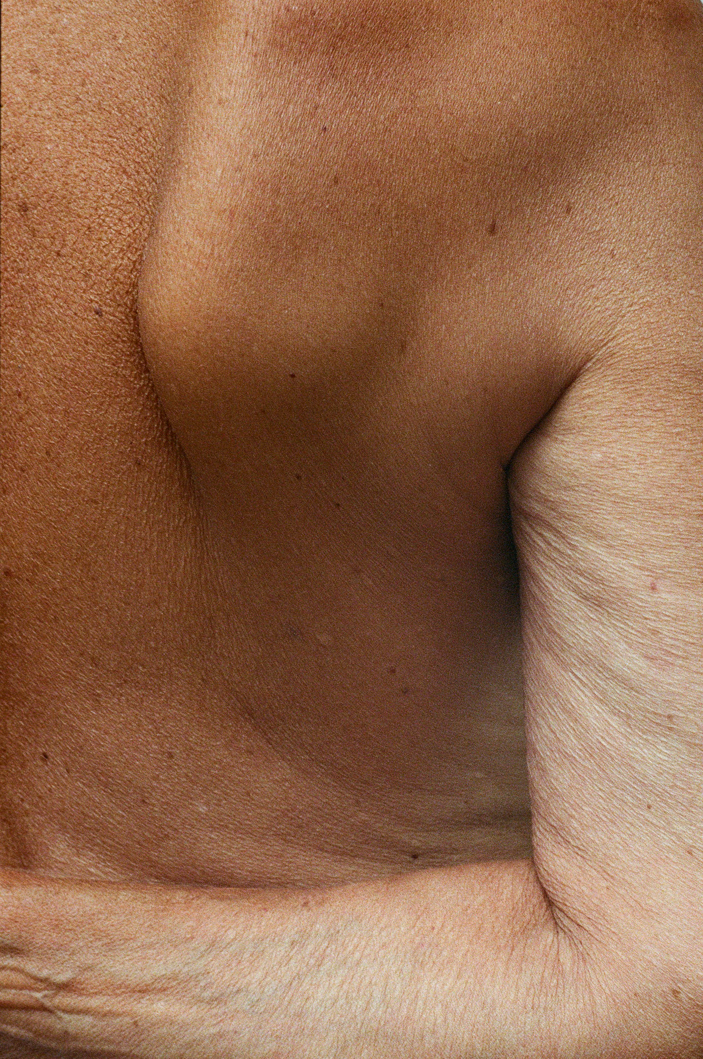 1551865691297-mama_01