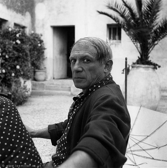 1551958539798-Picasso_Hotel_Vaste_Horizon_bt_Lee_Miller
