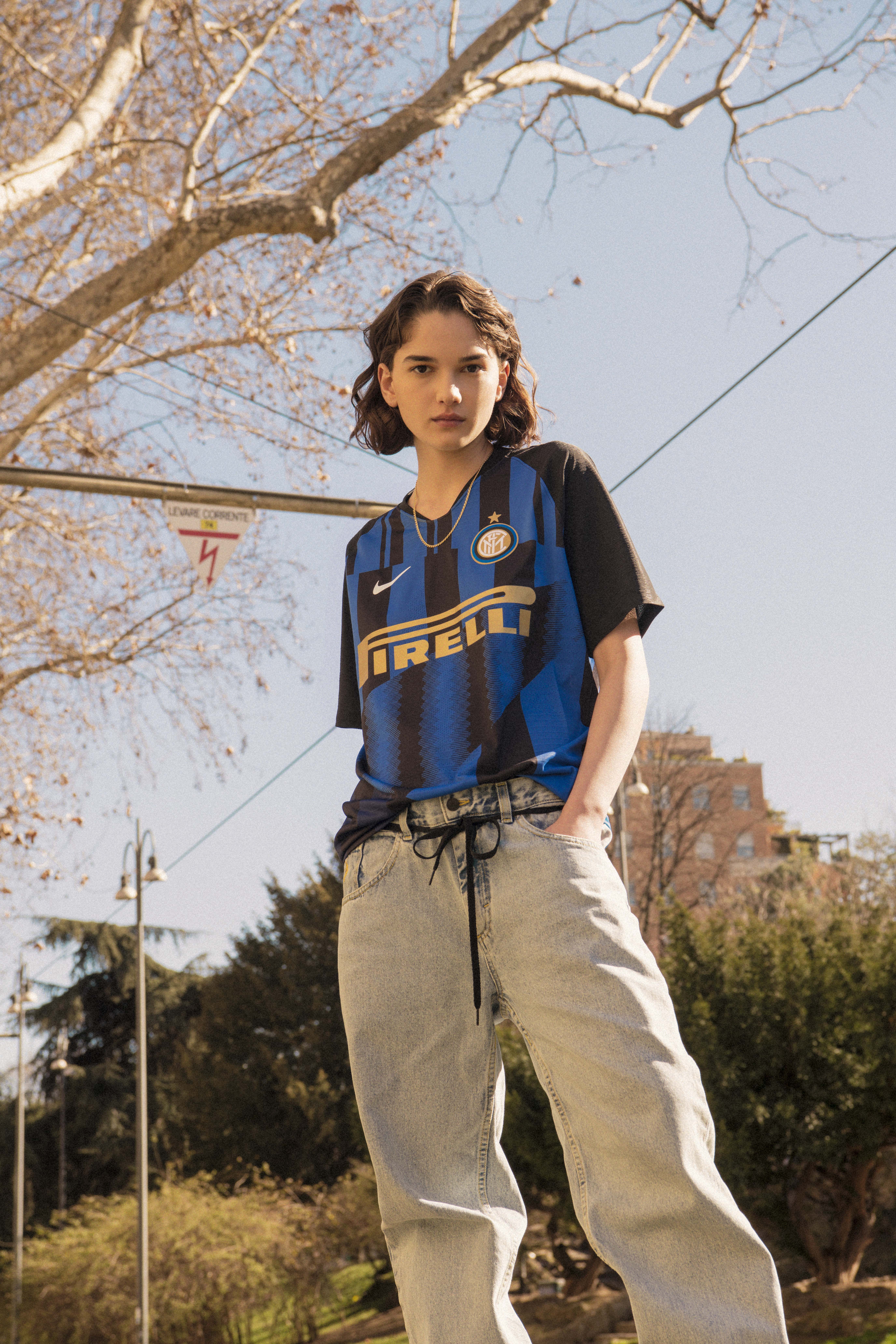 1551980583288-maglia_calcio_inter_nike_edizione_limitata_milano_rosario_rex_di_salvo5764