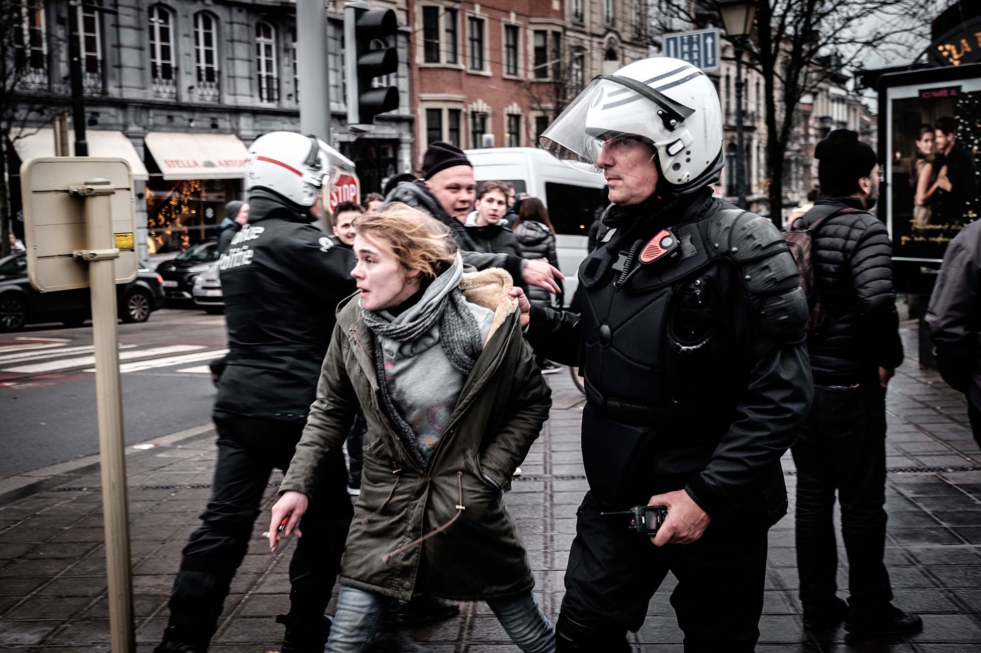 Aurélien fotografeert al 4 jaar de heftigste protesten in Brussel VICE