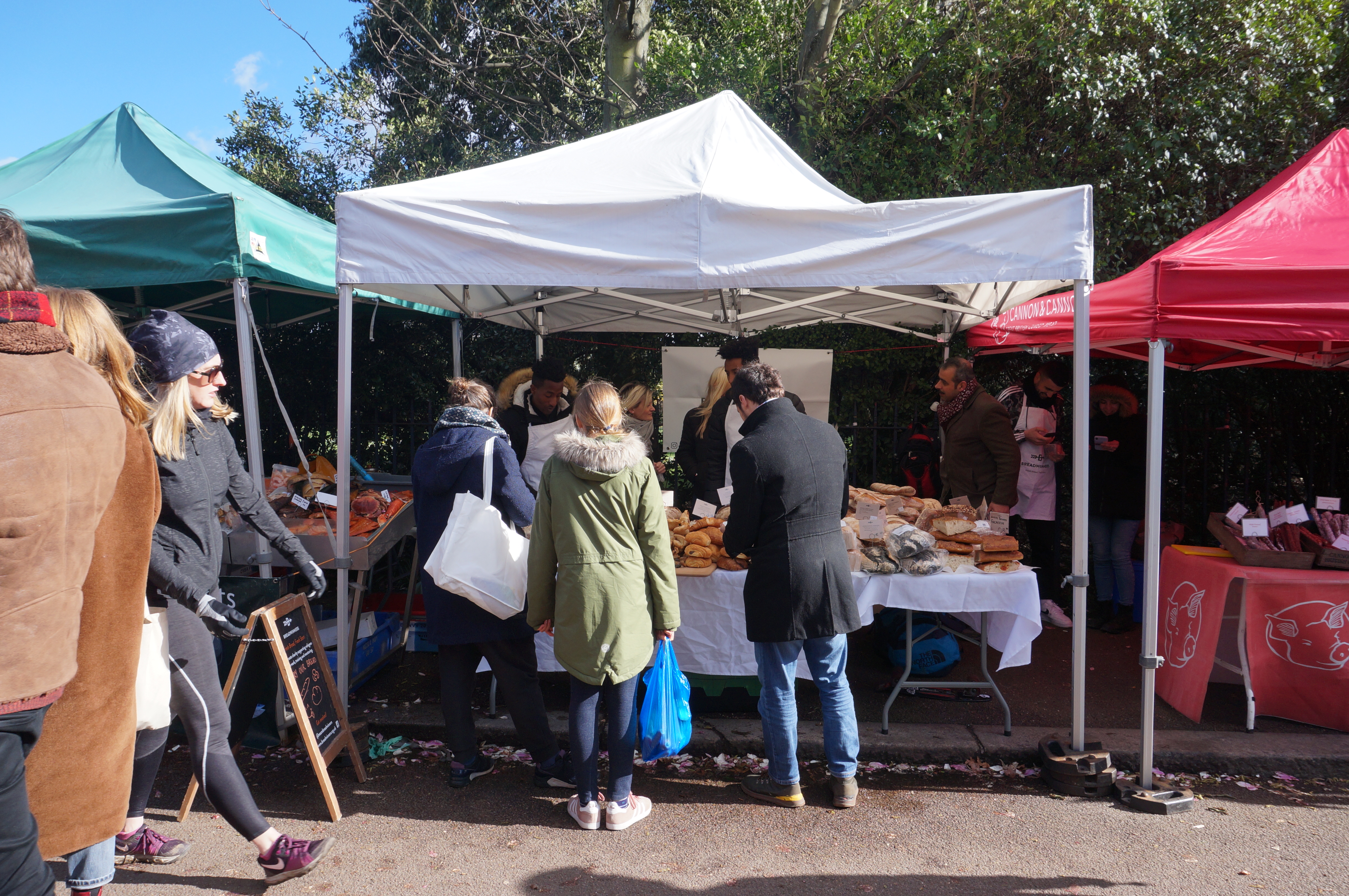 1552648666575-Breadwinners-market