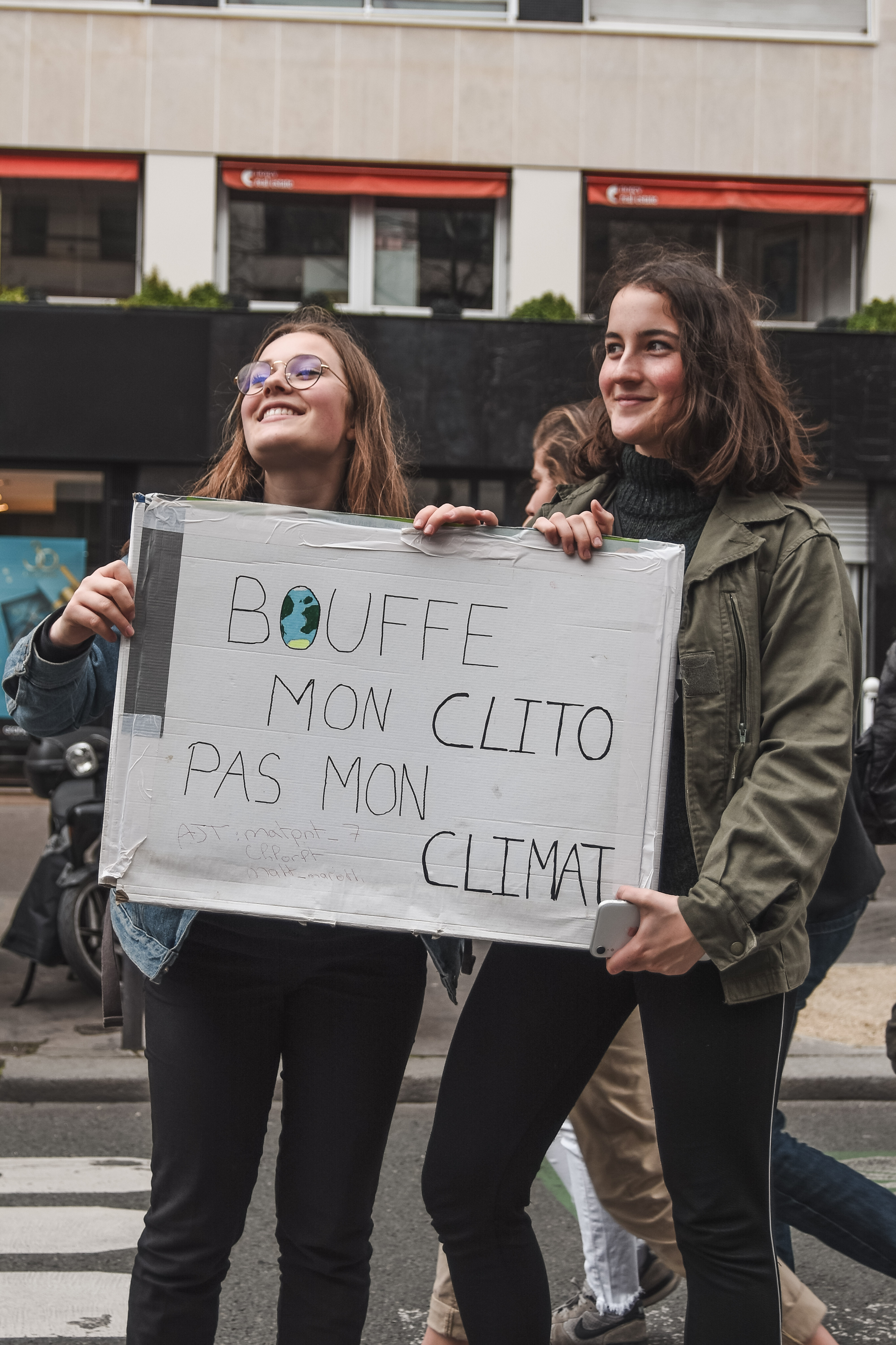 1552825930321-DSC_35443