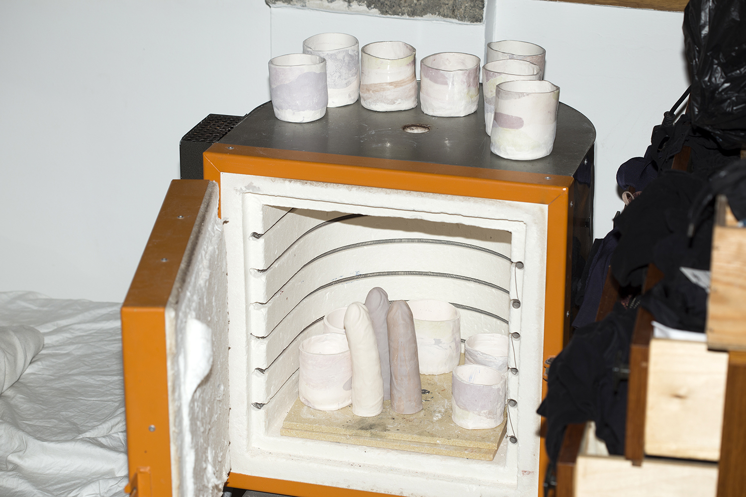 Mac Coco dildo keramiek oven