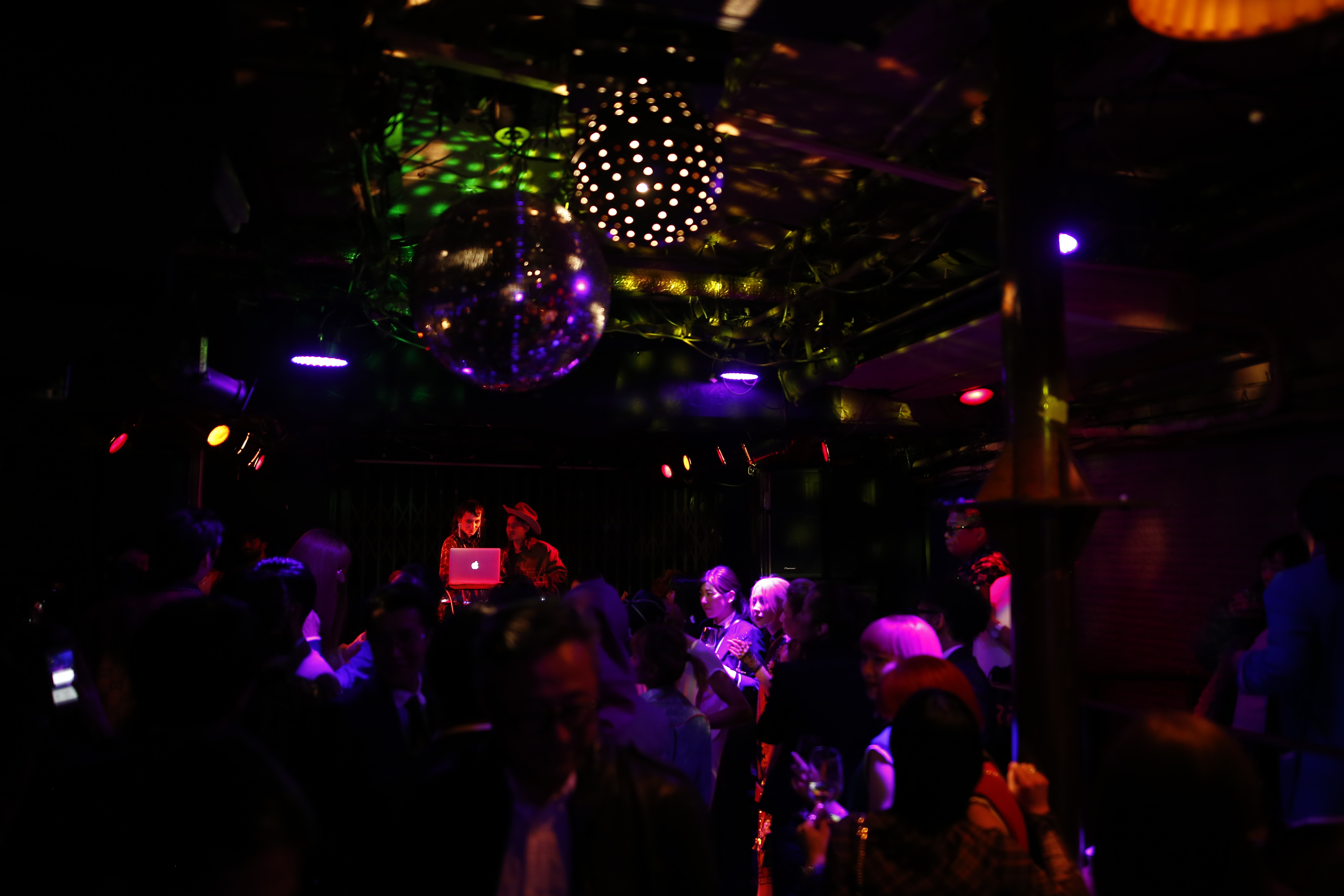 1553097200721-Zumi-Rosow-DJ-SET-4