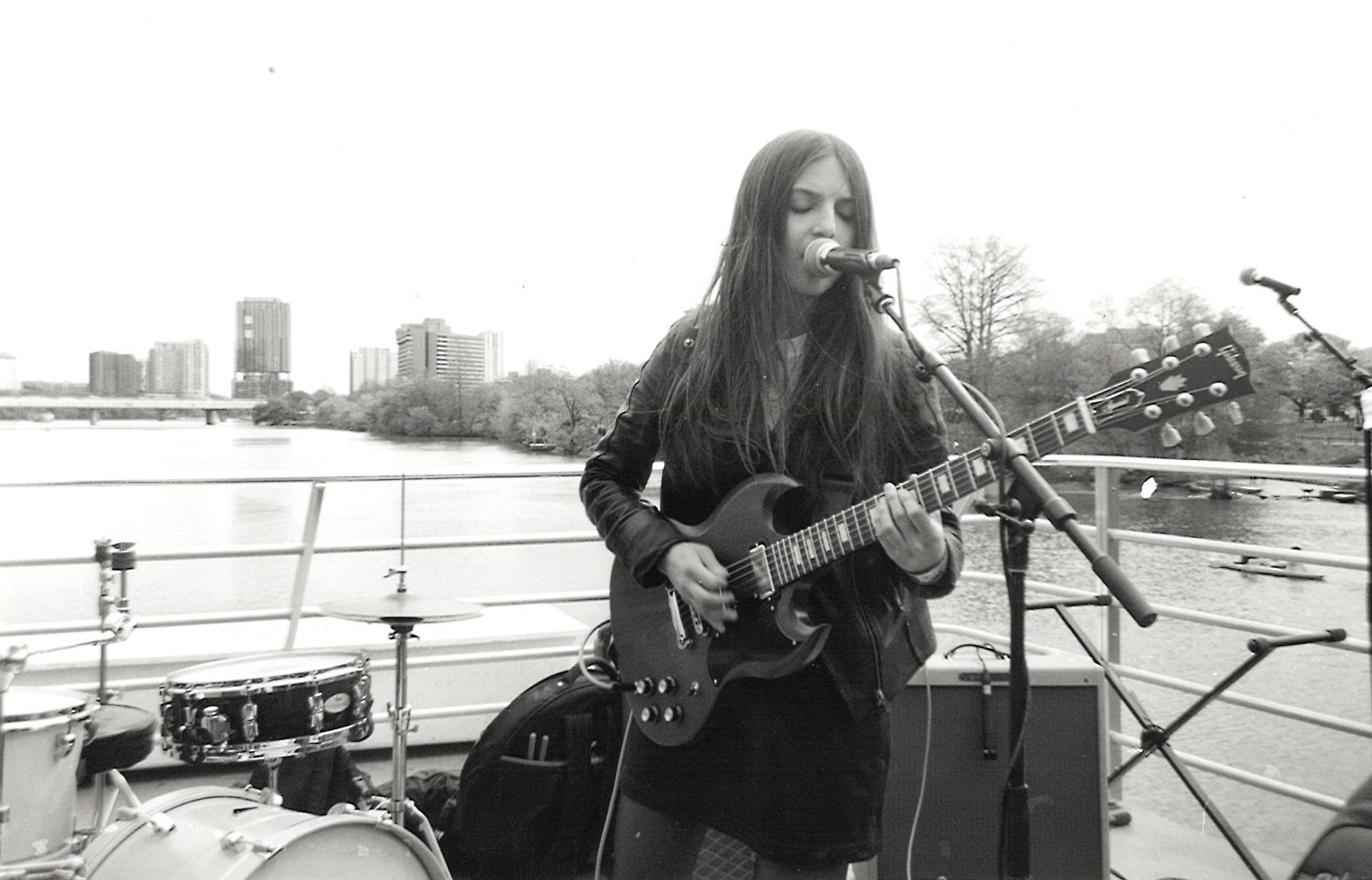 1553602405826-Giungla-al-boat-party