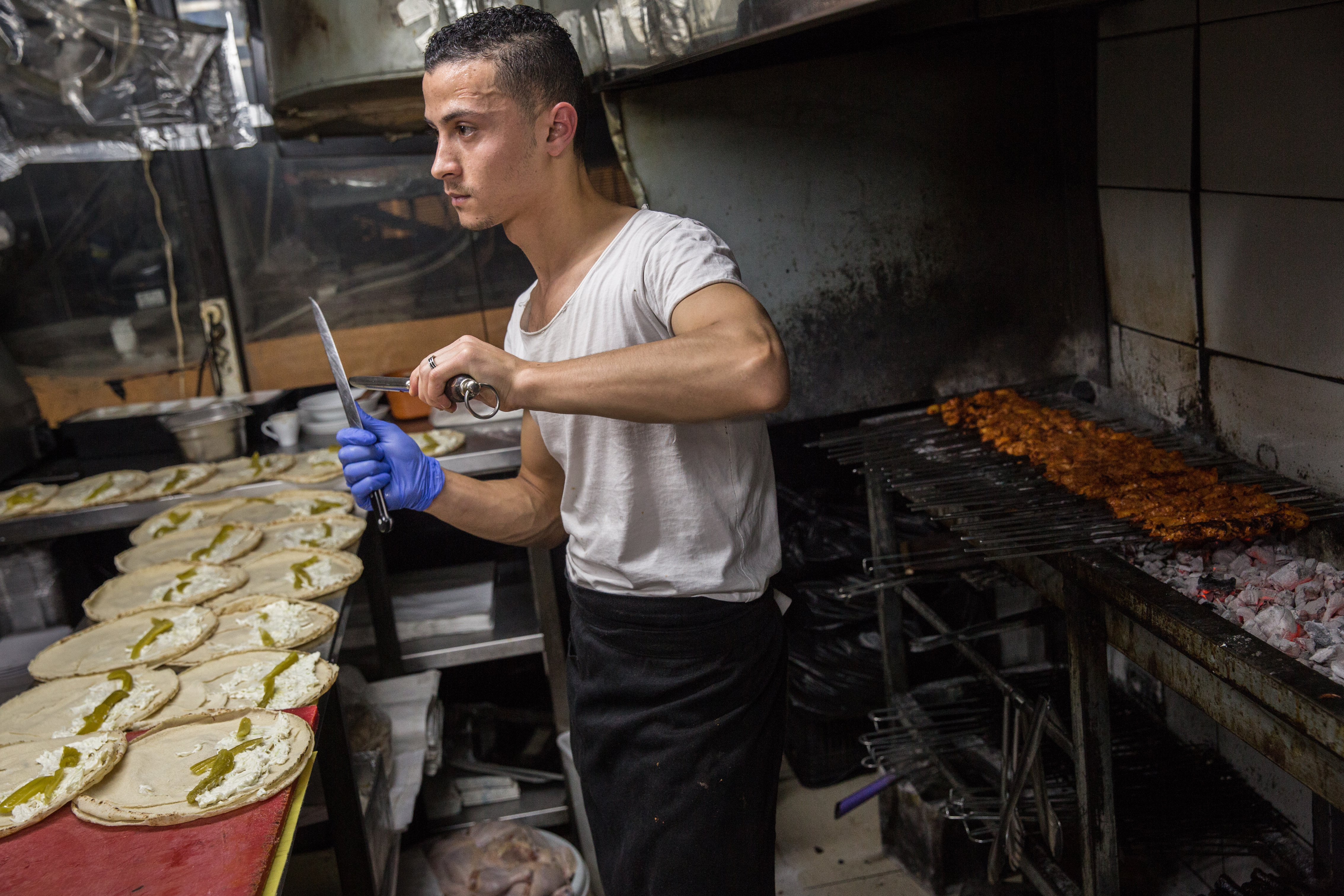 1553880251517-munchies_bourj_hammoud-8