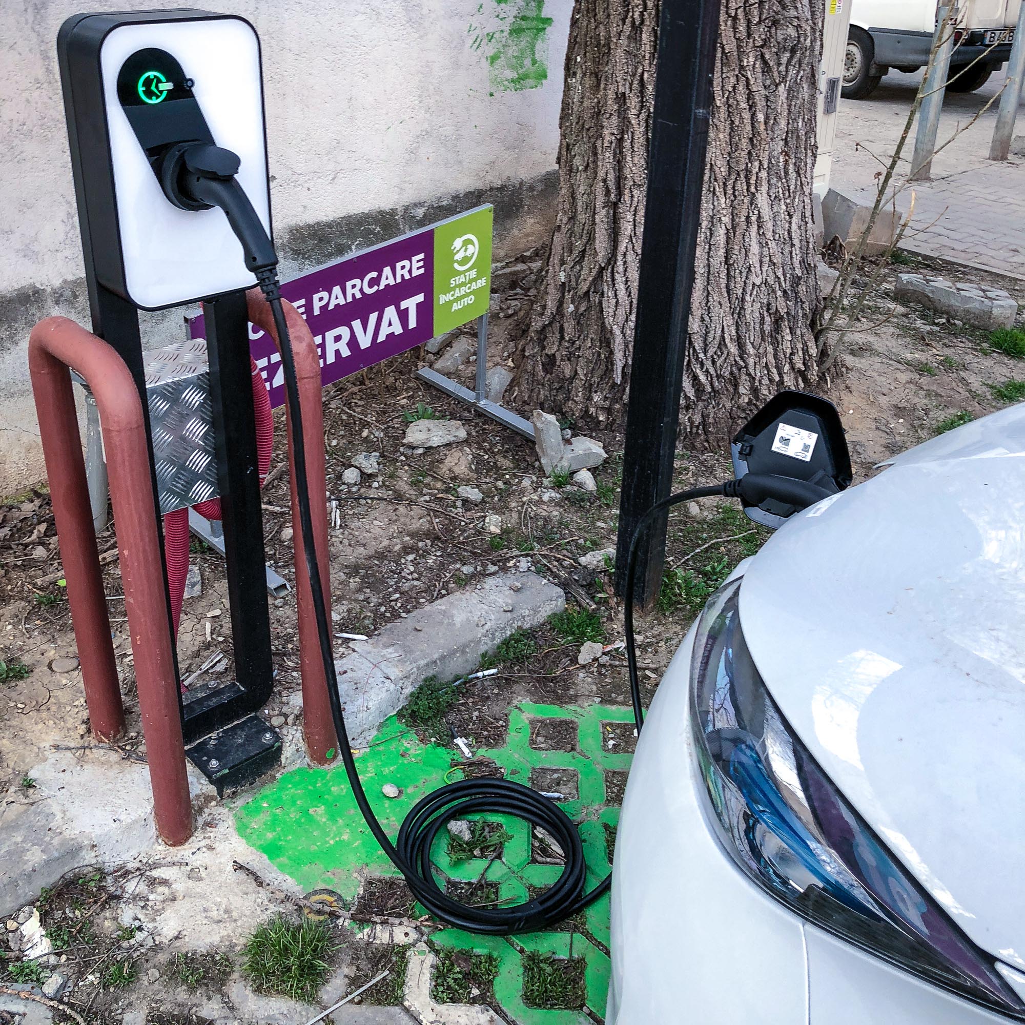 1553944269877-masina-electrica