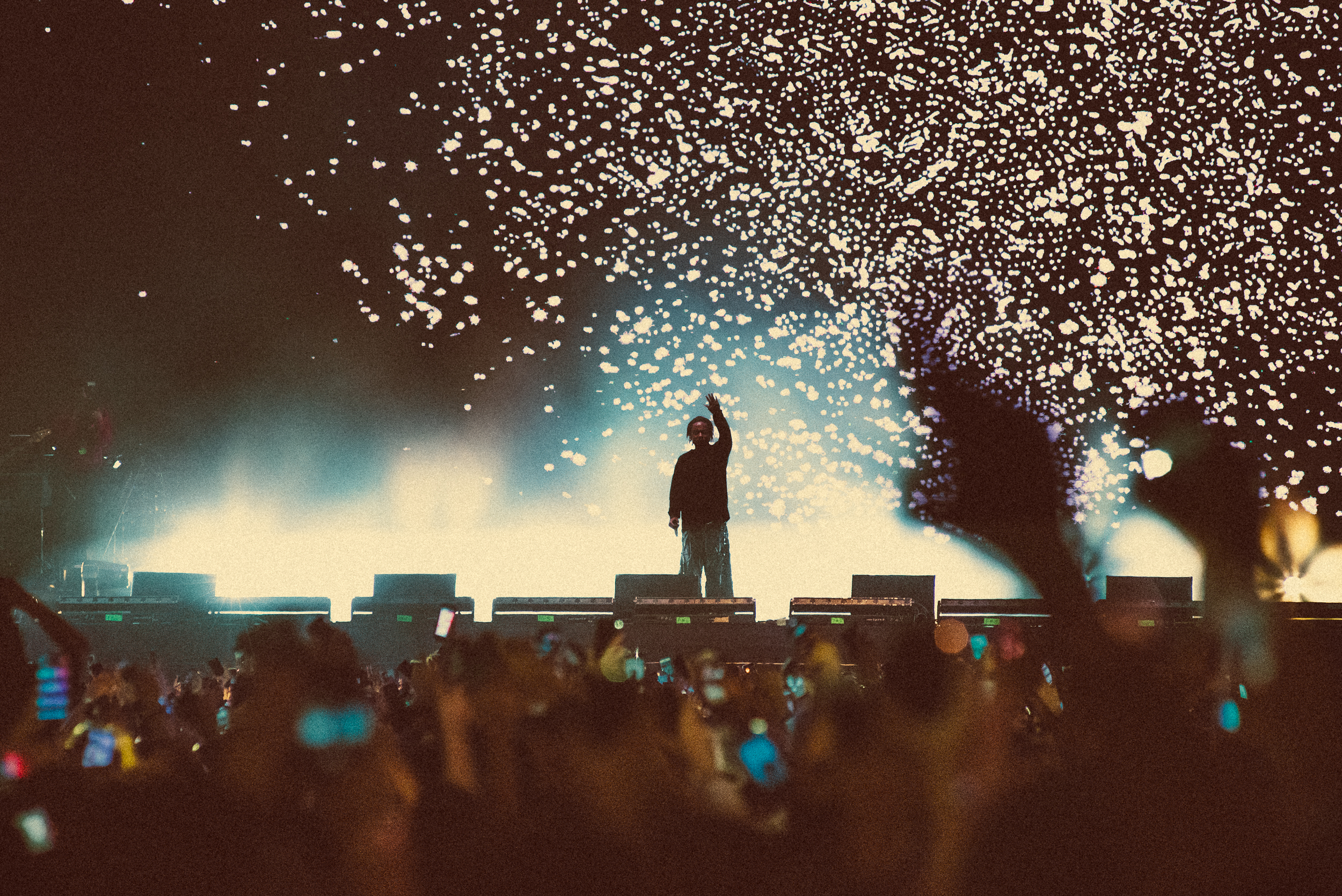 1554245049906-NOISEY-KENDRICK-LAMAR-LOLLAPALOOZA-2019-CARLOS-MOLINA-1566