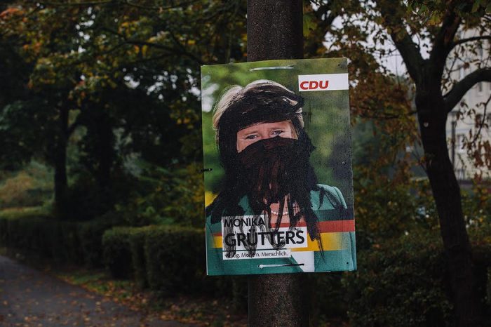 1554284152621-1506328812140-Burka-CDU-700x466