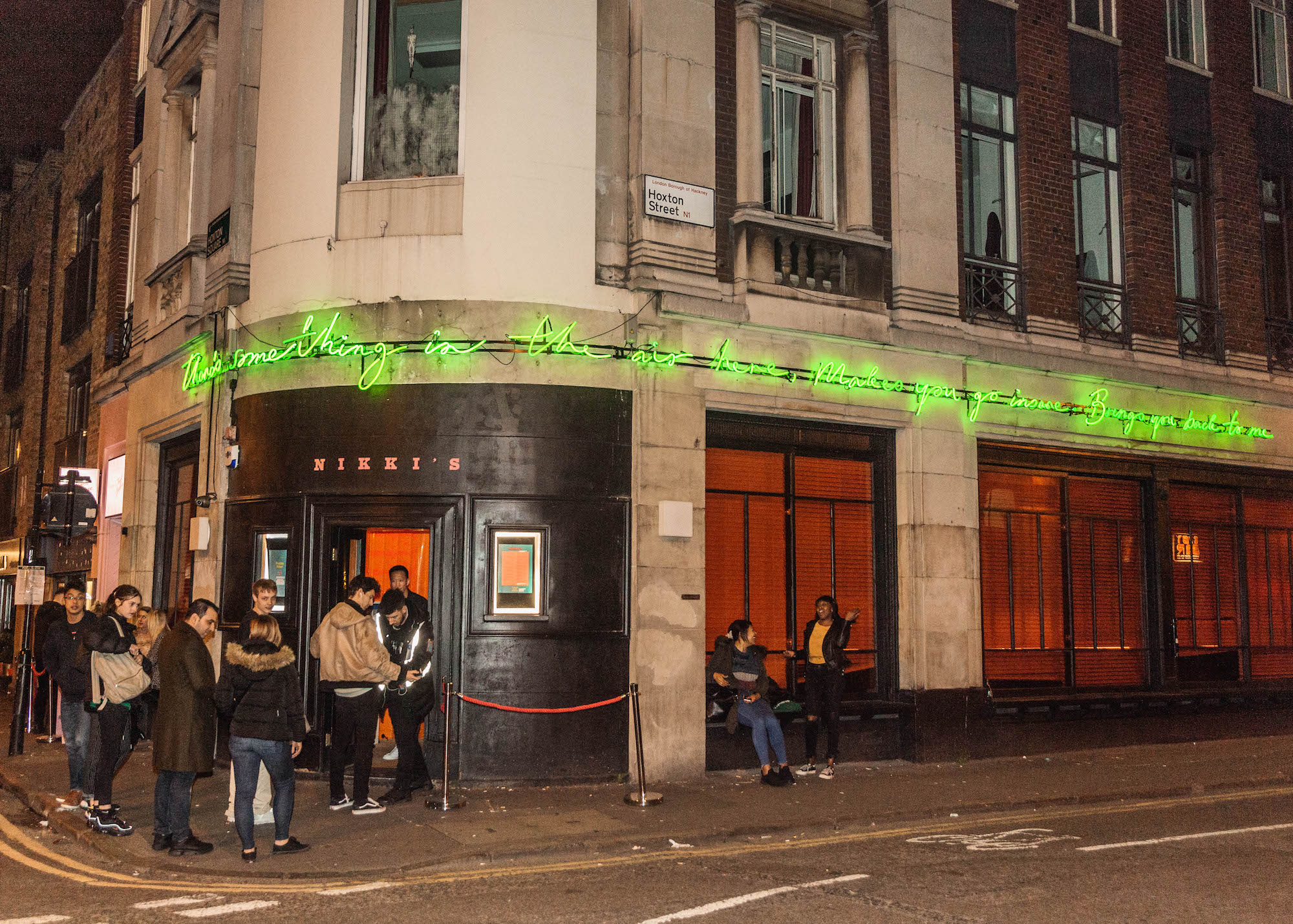 nikki's bar