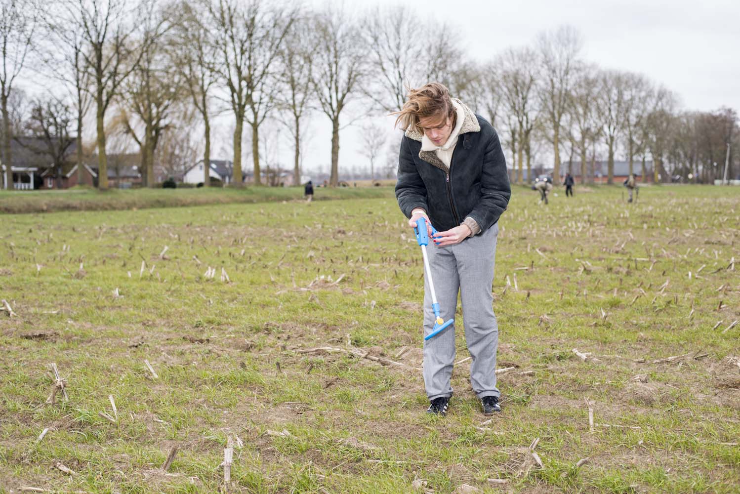 vrouw op haar land