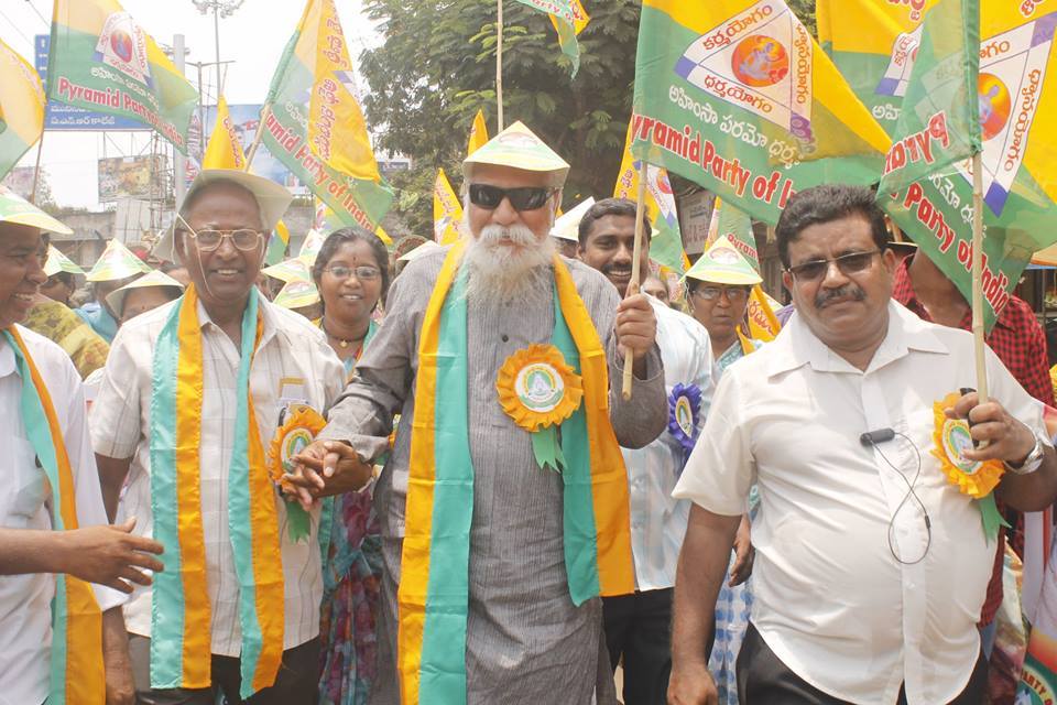 1554811168542-3-Patriji-during-campaign