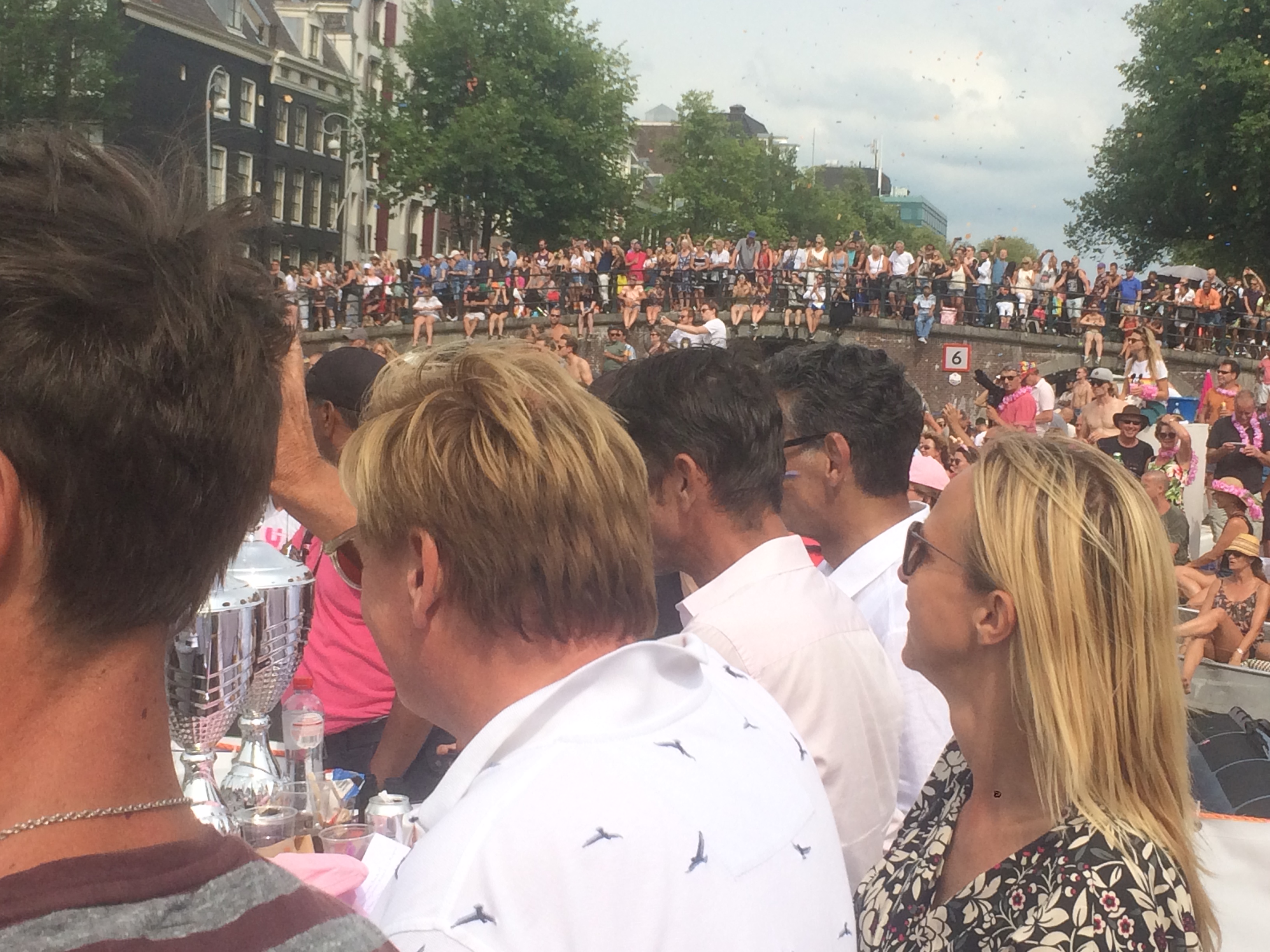 pride amsterdam kijken