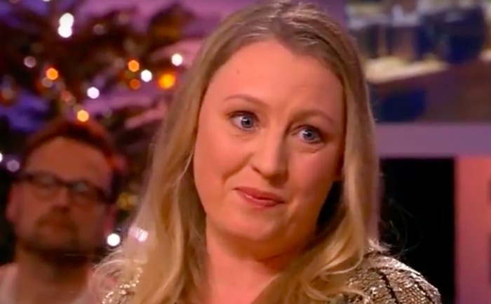 vrouw op TV