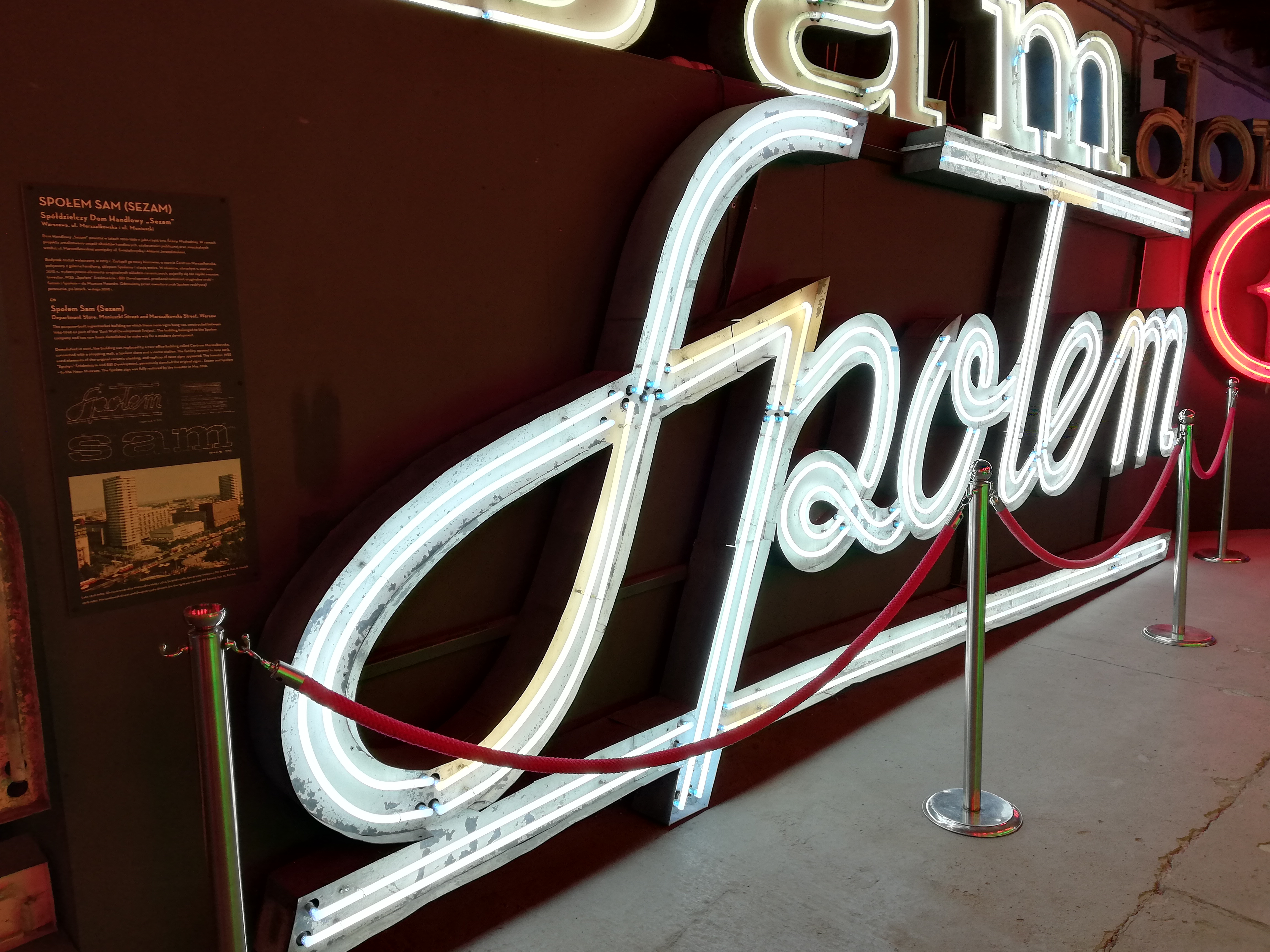 Neon-Museum-SK-10