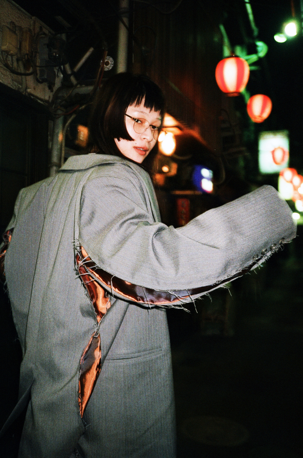1555401354426-SHOOP-x-Sullen-Tokyo-Adulte-Player-lll-7-low