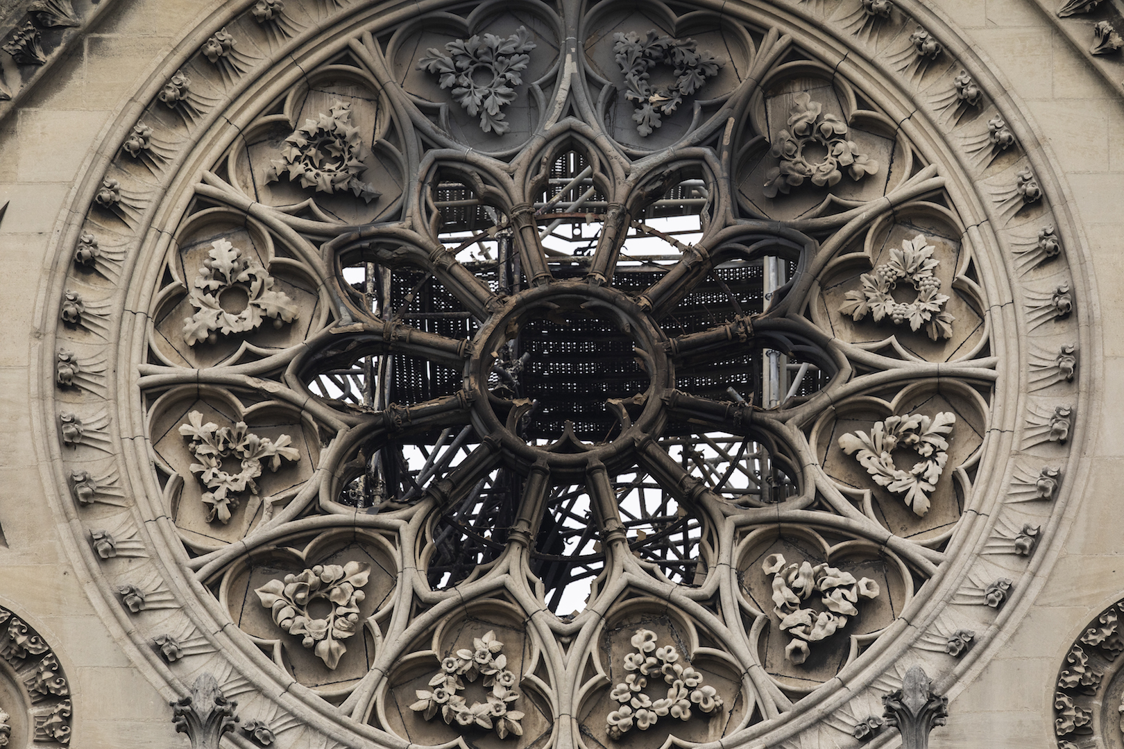 1555421741965-GettyImages-1137497725