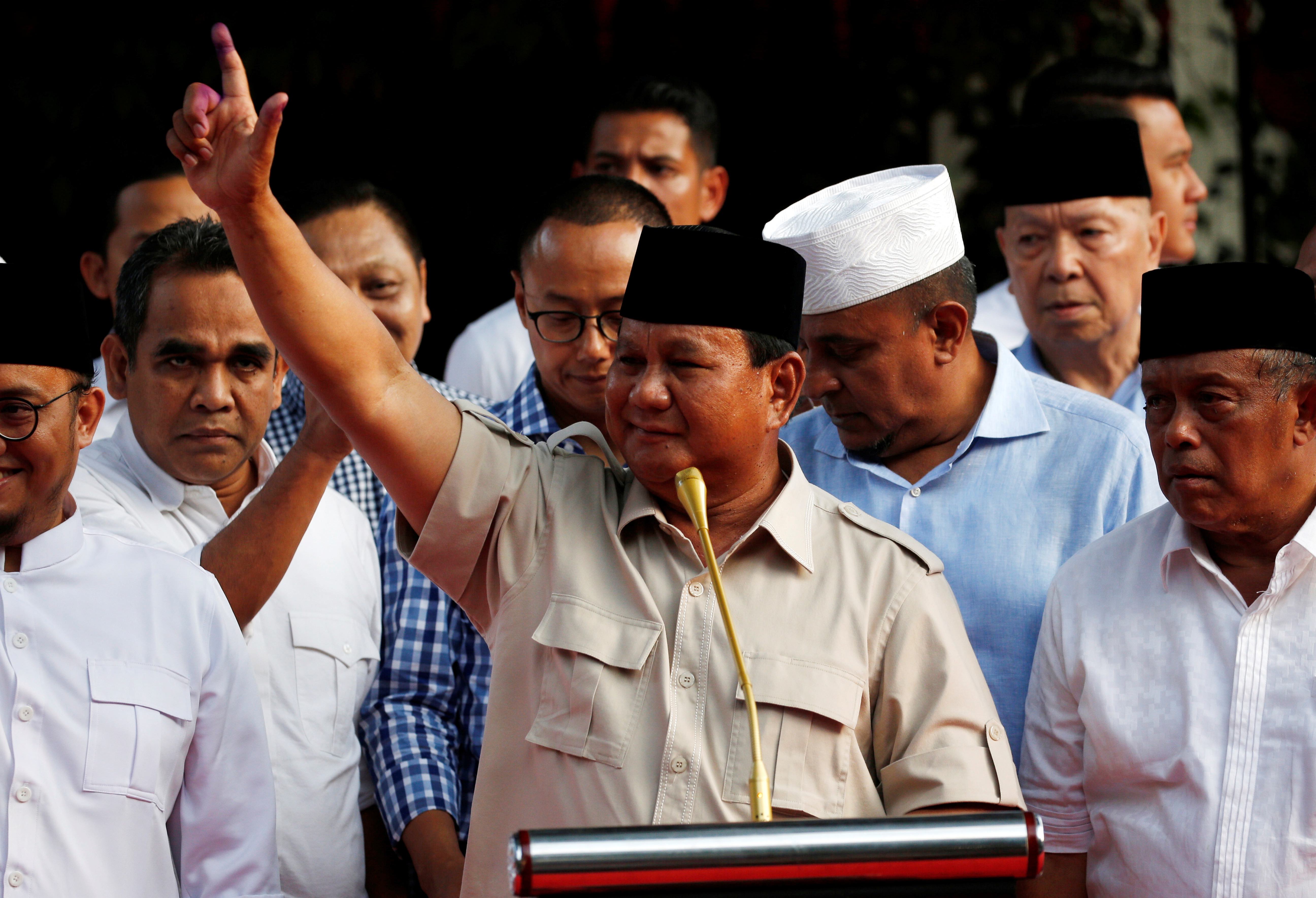 Indonesian presidential candidate Prabowo Subianto gestures after polls closed in Jakarta, Indonesia April 17, 2019. REUTERS/Willy Kurniawan