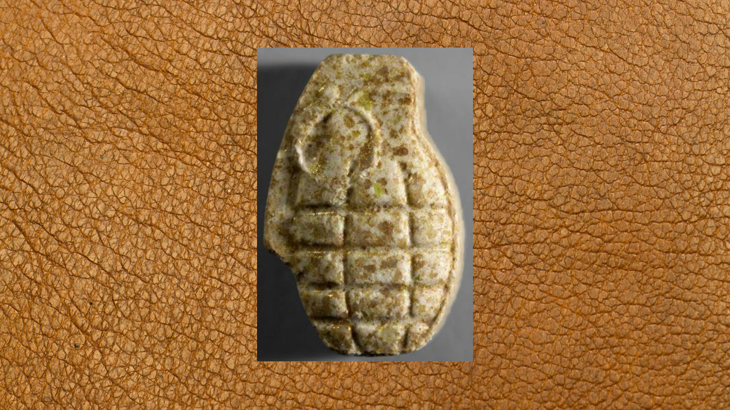 1555586543095-ecstasy_pille_beige_handgranate