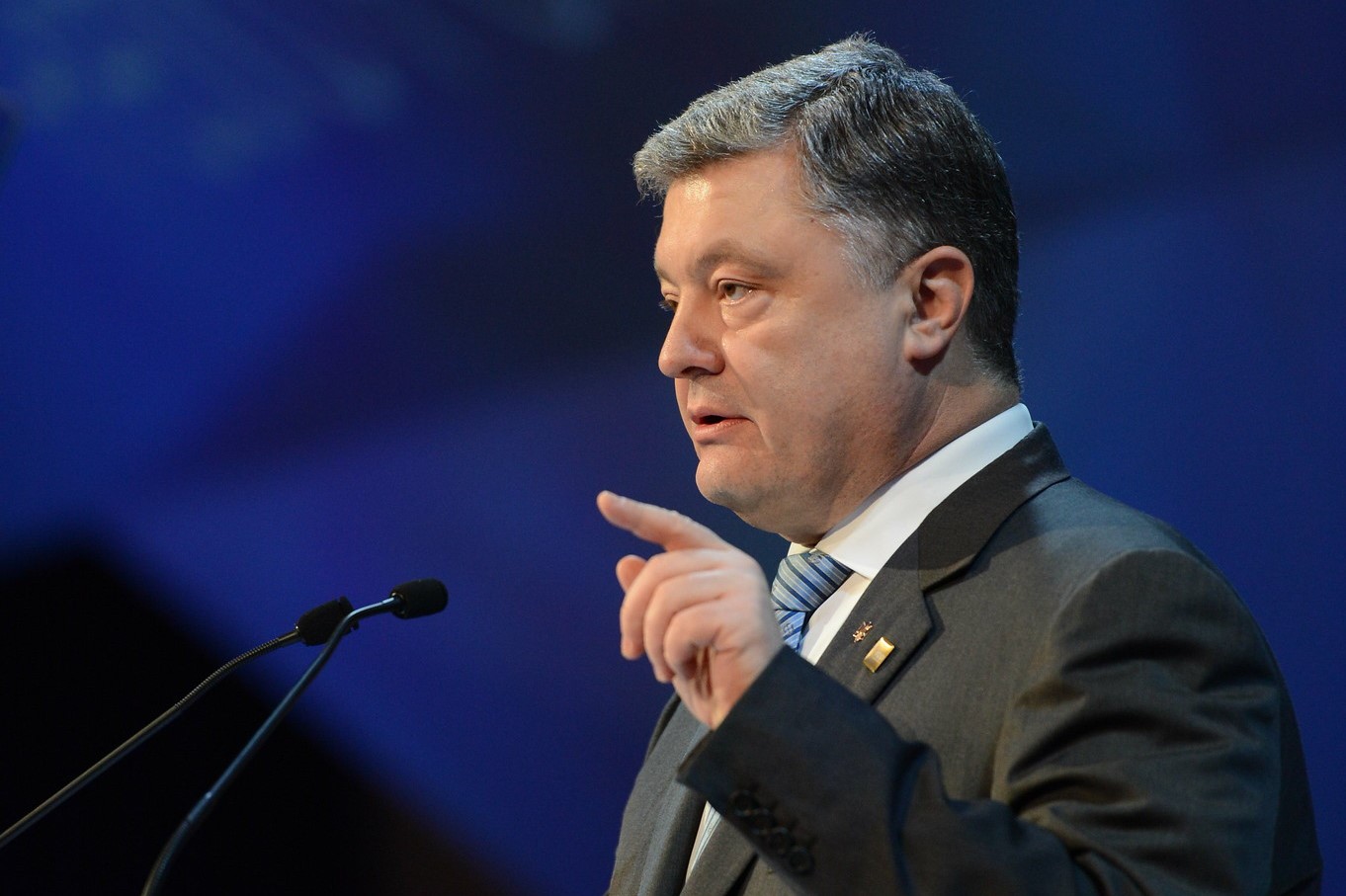1555835798770-Petro-Porosenko
