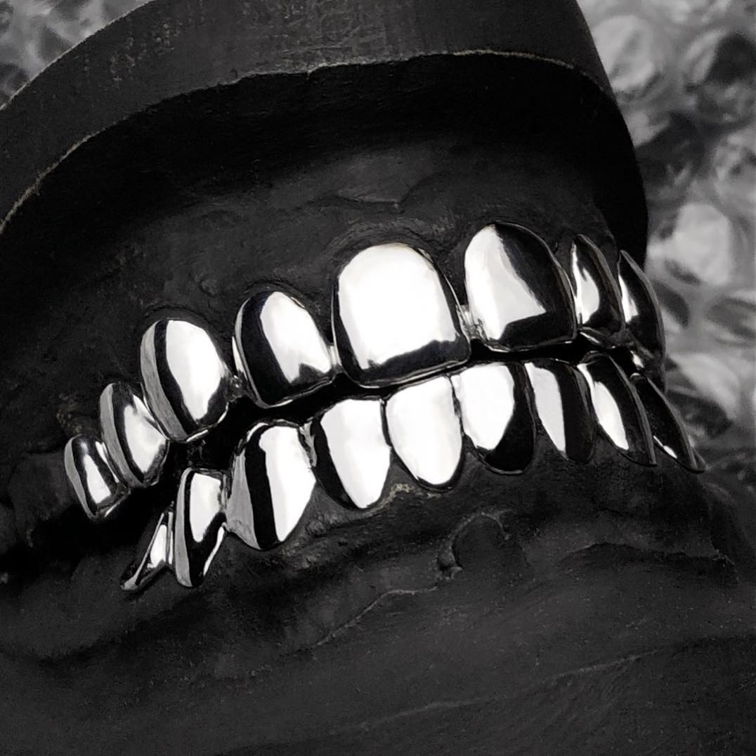 1556617746400-designer_Pinstripegrillz_gioeilli45672808_1984654101621487_6997154367057178031_n