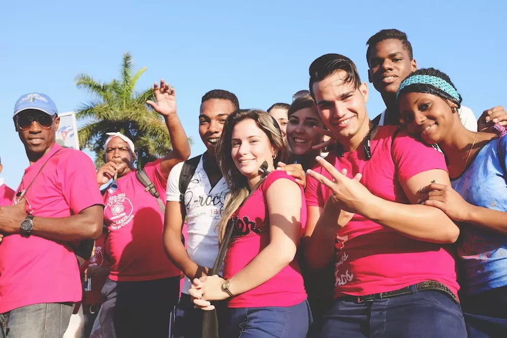 1556660145750-photos-may-day-2016-havana-cuba7